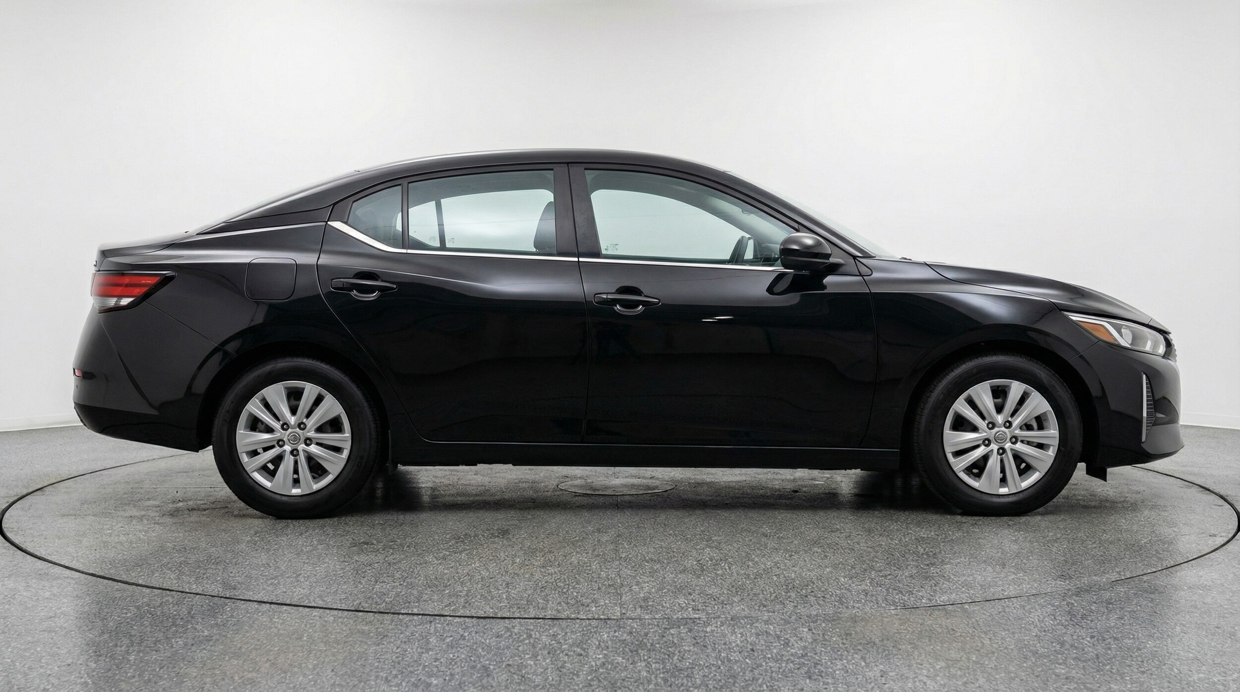 Thumbnail: 2025 Nissan Sentra - 8