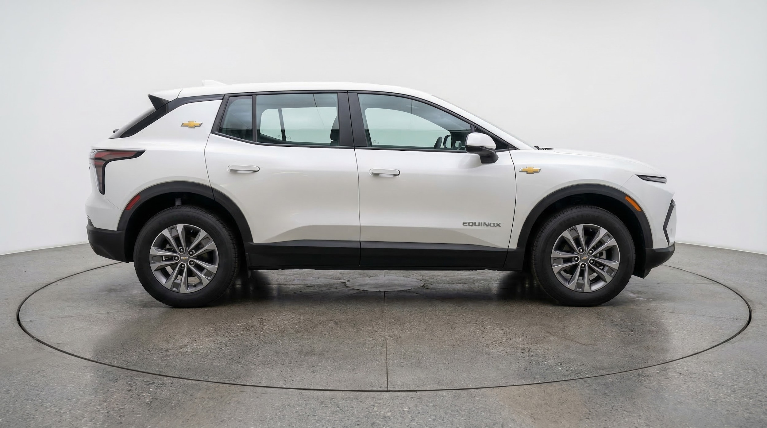 Thumbnail: 2025 Chevrolet Equinox - 8