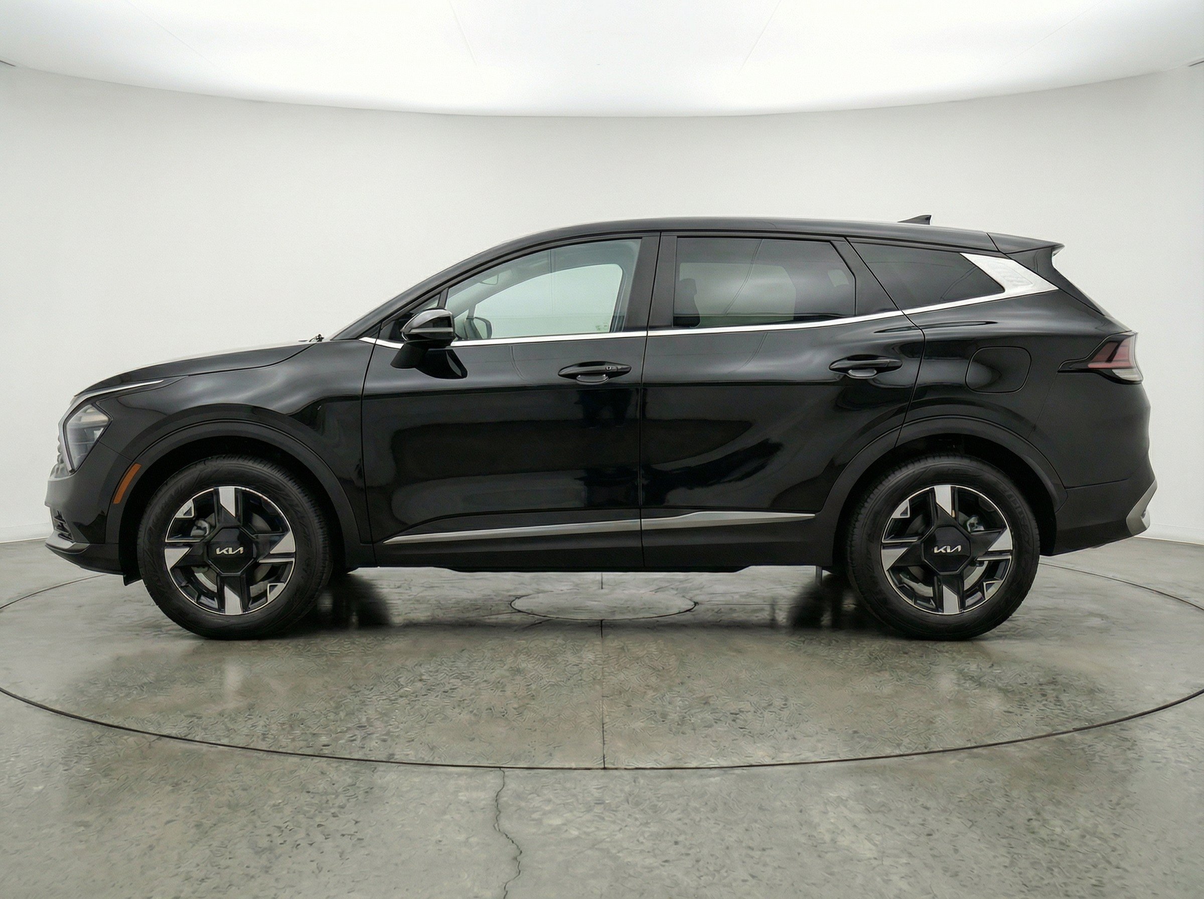 Thumbnail: 2026 Kia Sportage - 5