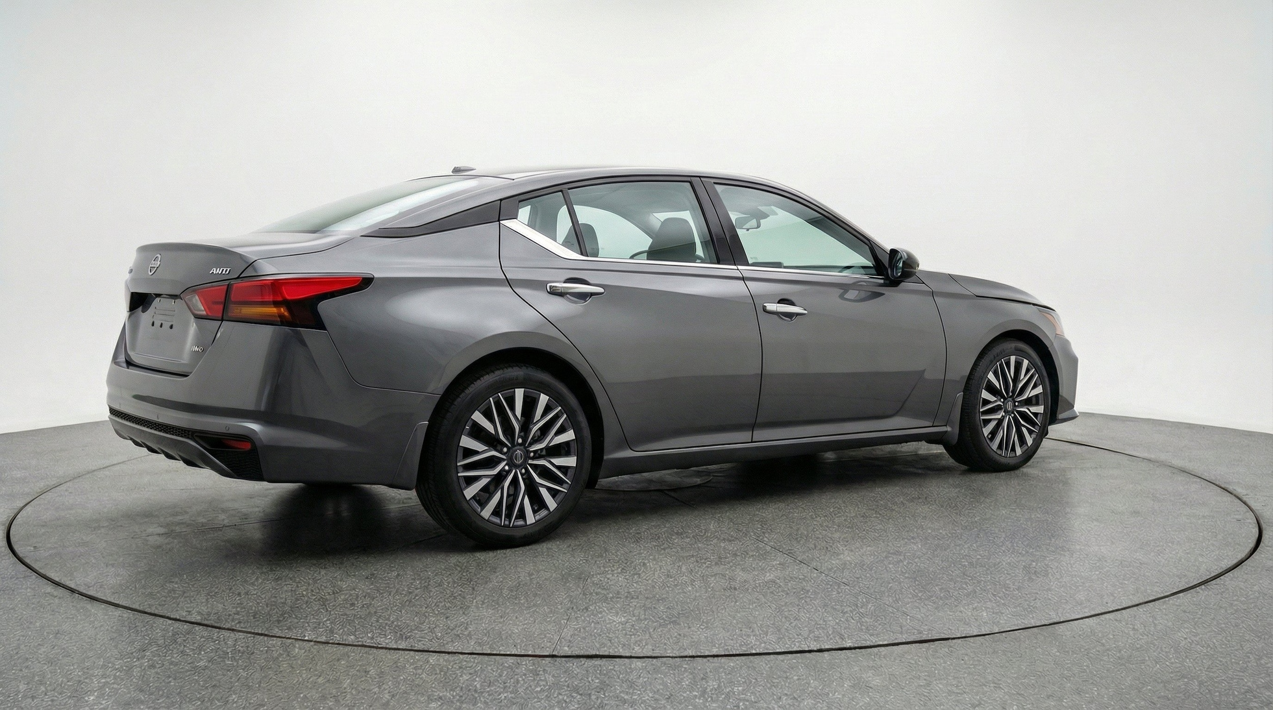 Thumbnail: 2025 Nissan Altima - 9