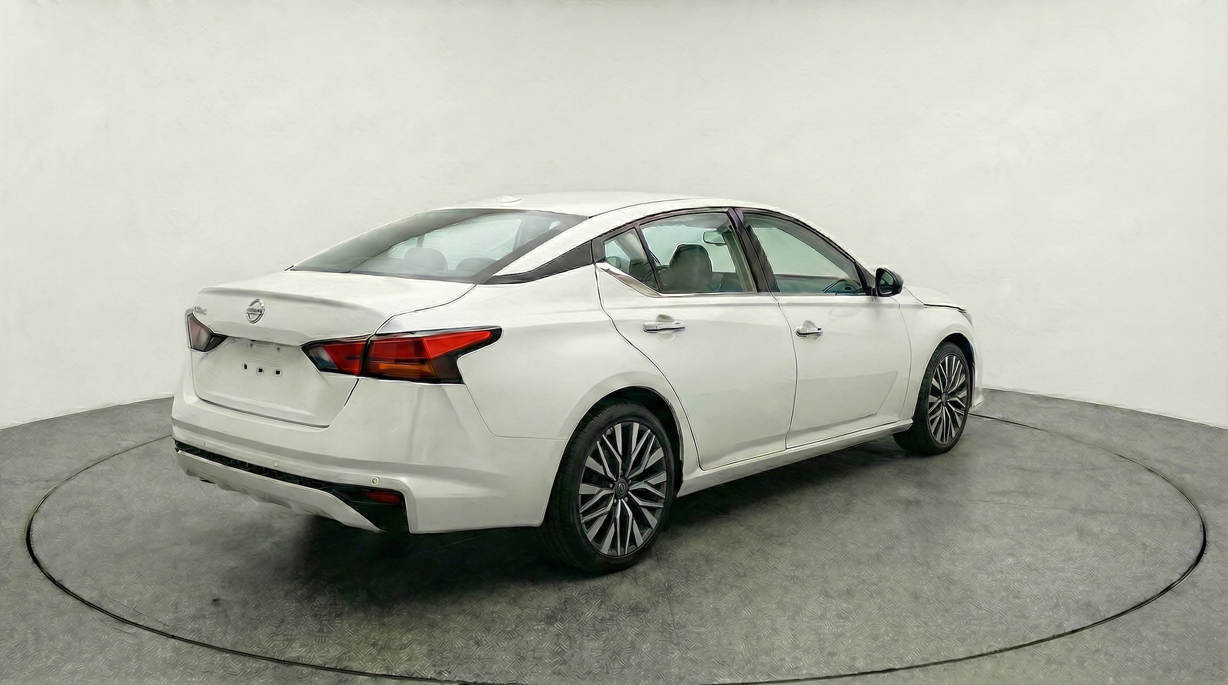 Thumbnail: 2025 Nissan Altima - 7