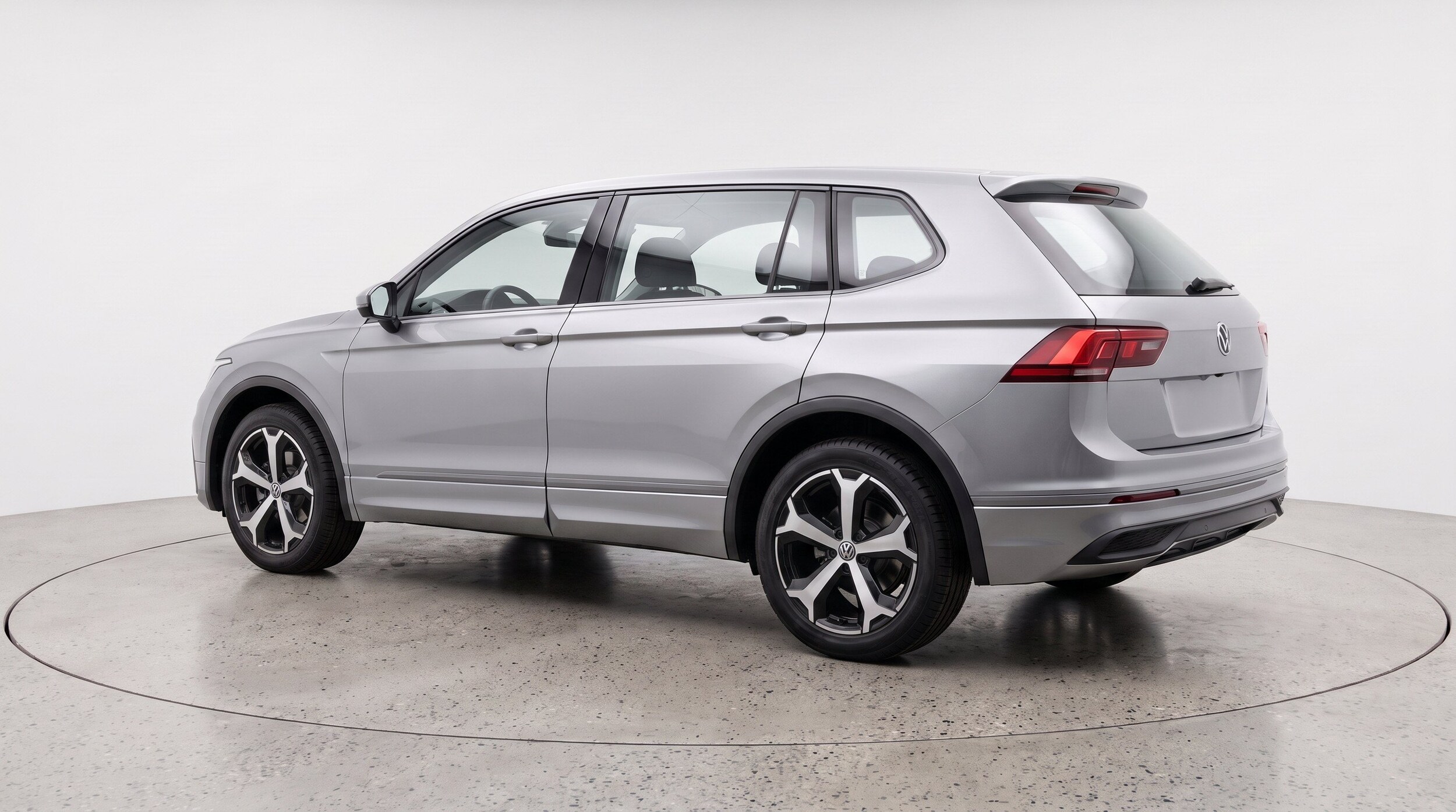 Thumbnail: 2026 Volkswagen Tiguan - 6