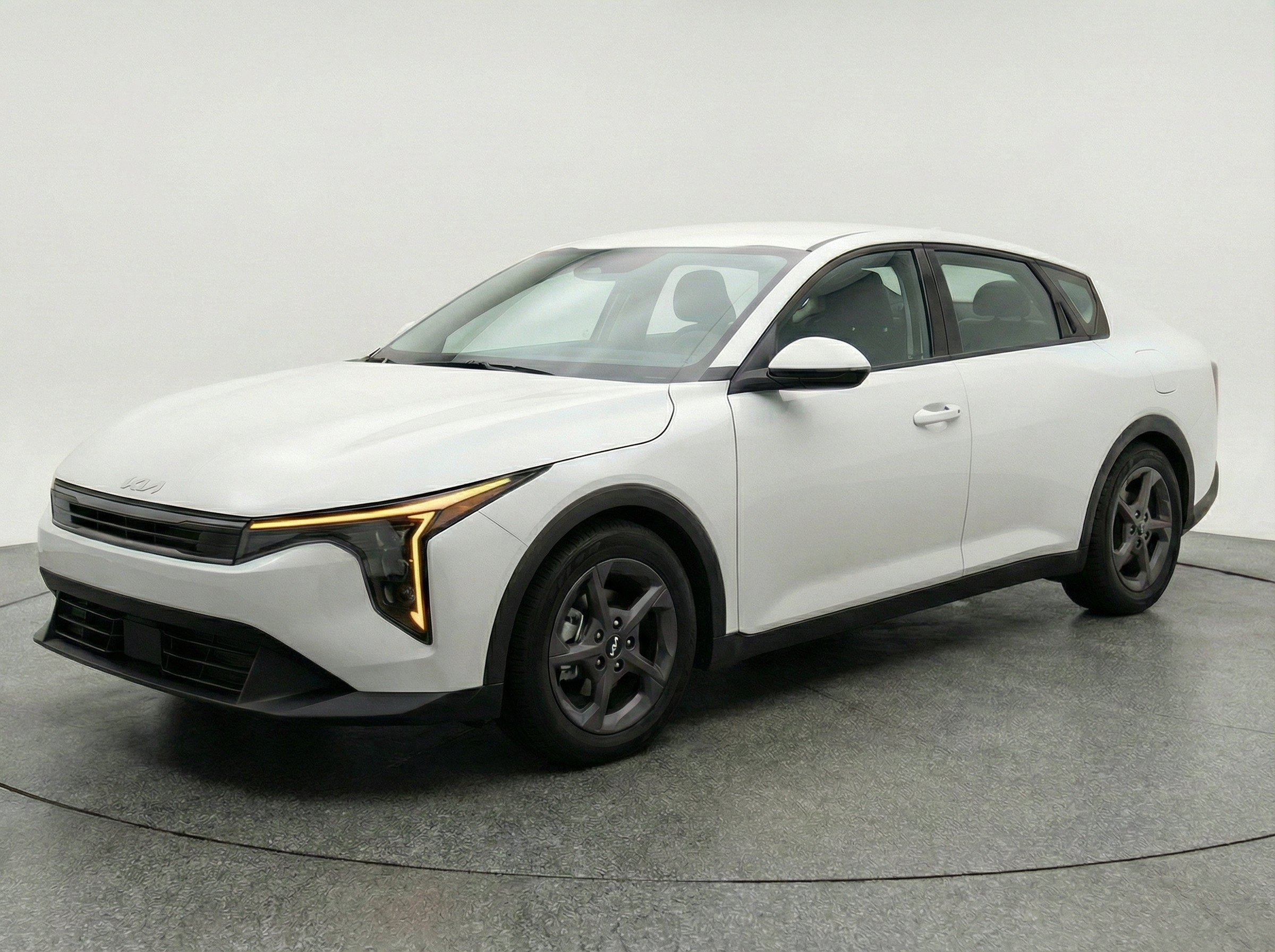 Thumbnail: 2025 Kia K4 - 3