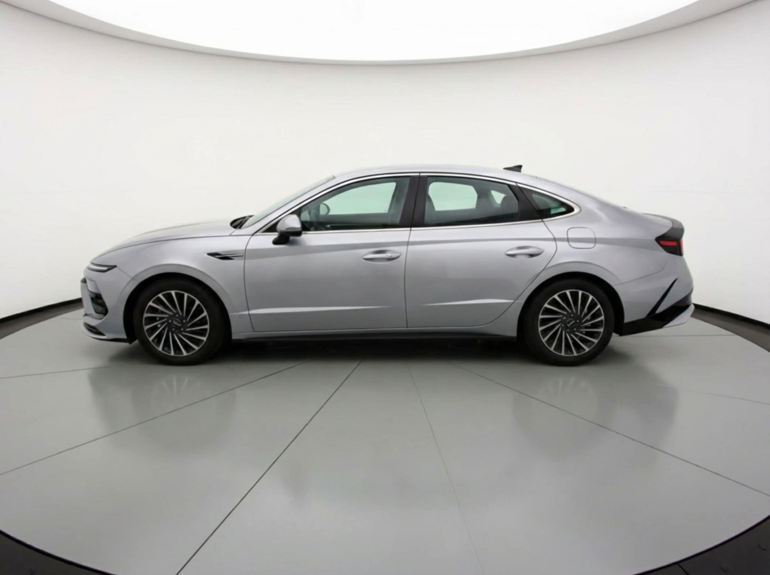 Thumbnail: 2025 Hyundai Sonata - 4