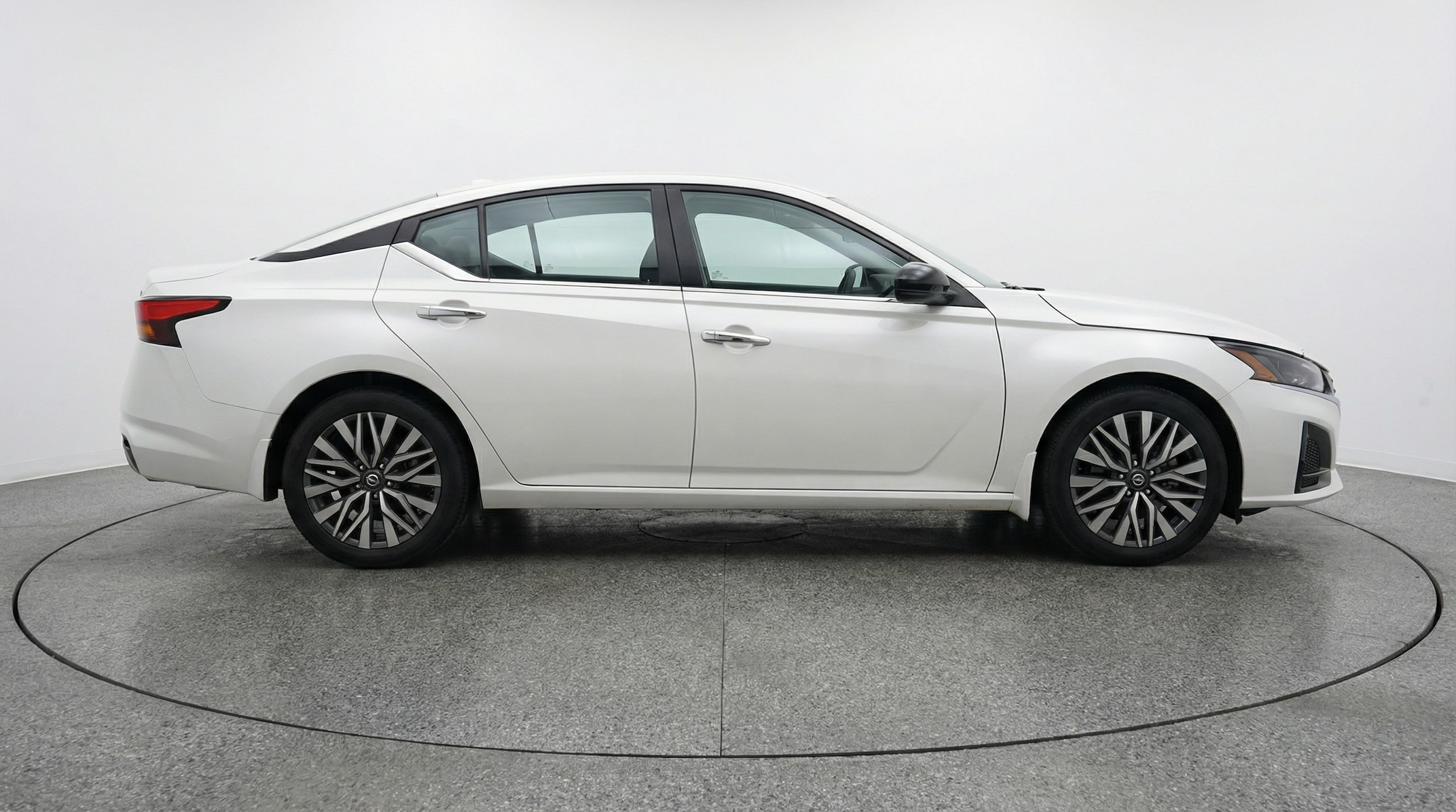 Thumbnail: 2025 Nissan Altima - 8