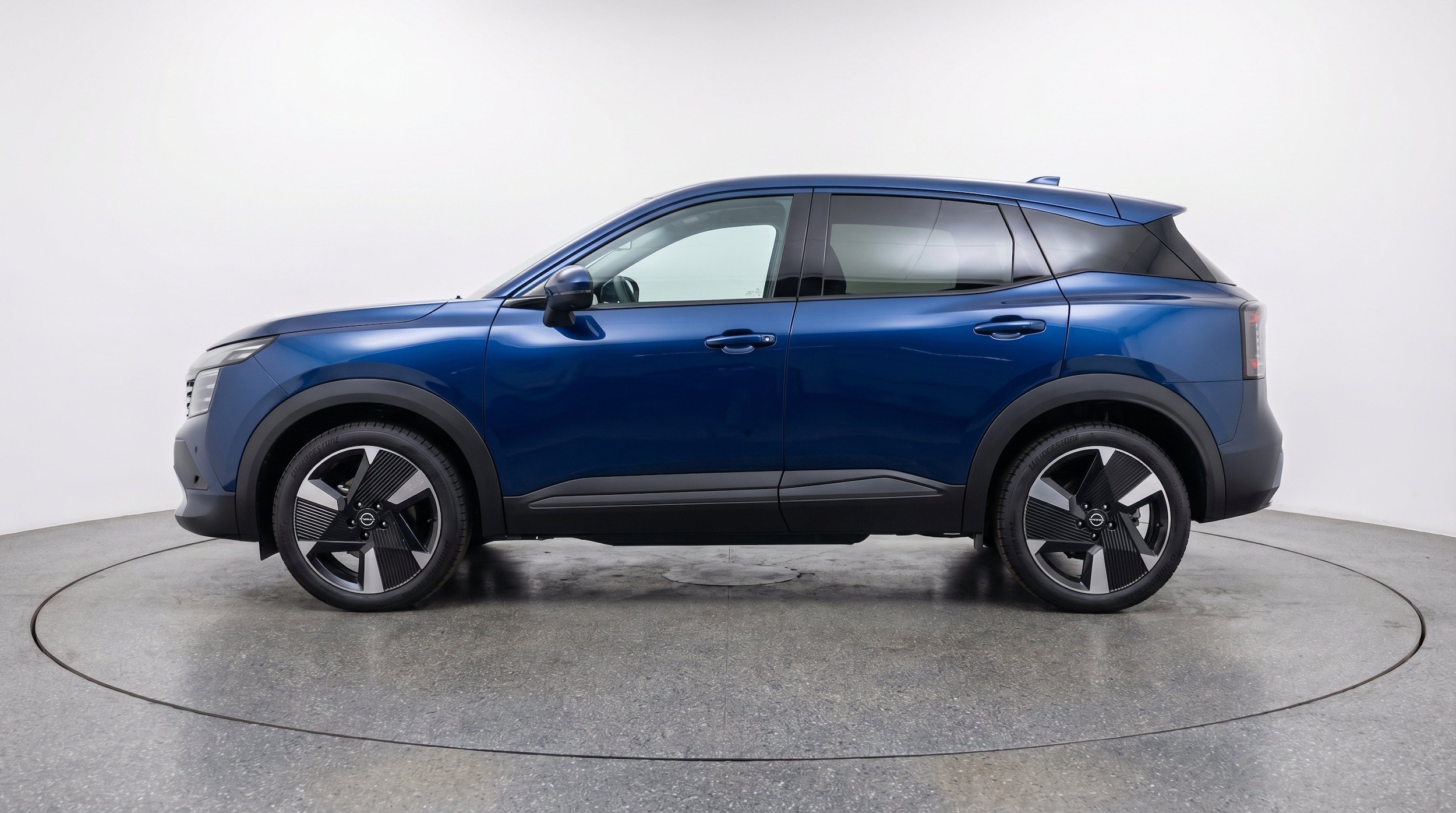 Thumbnail: 2026 Nissan Kicks - 5