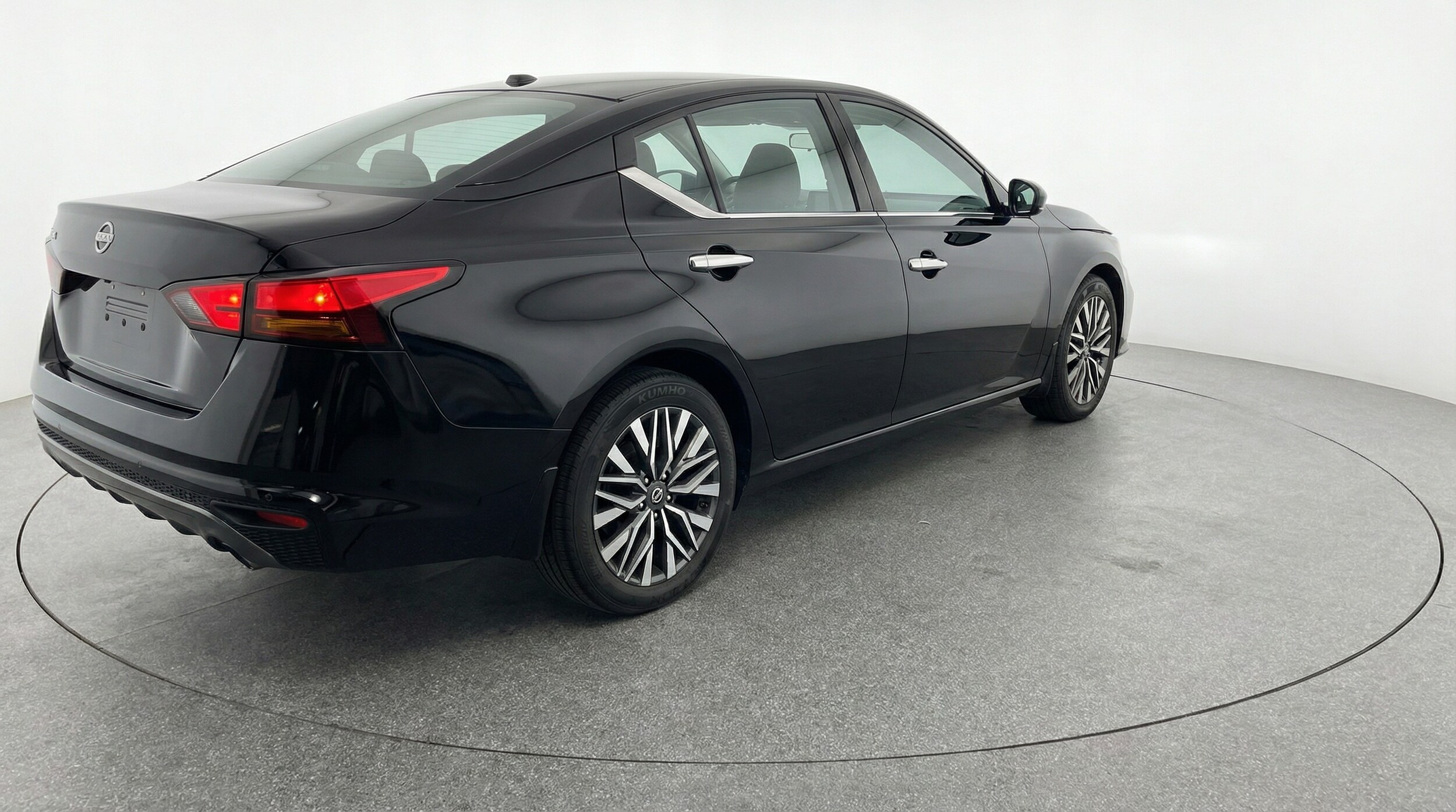 Thumbnail: 2025 Nissan Altima - 7