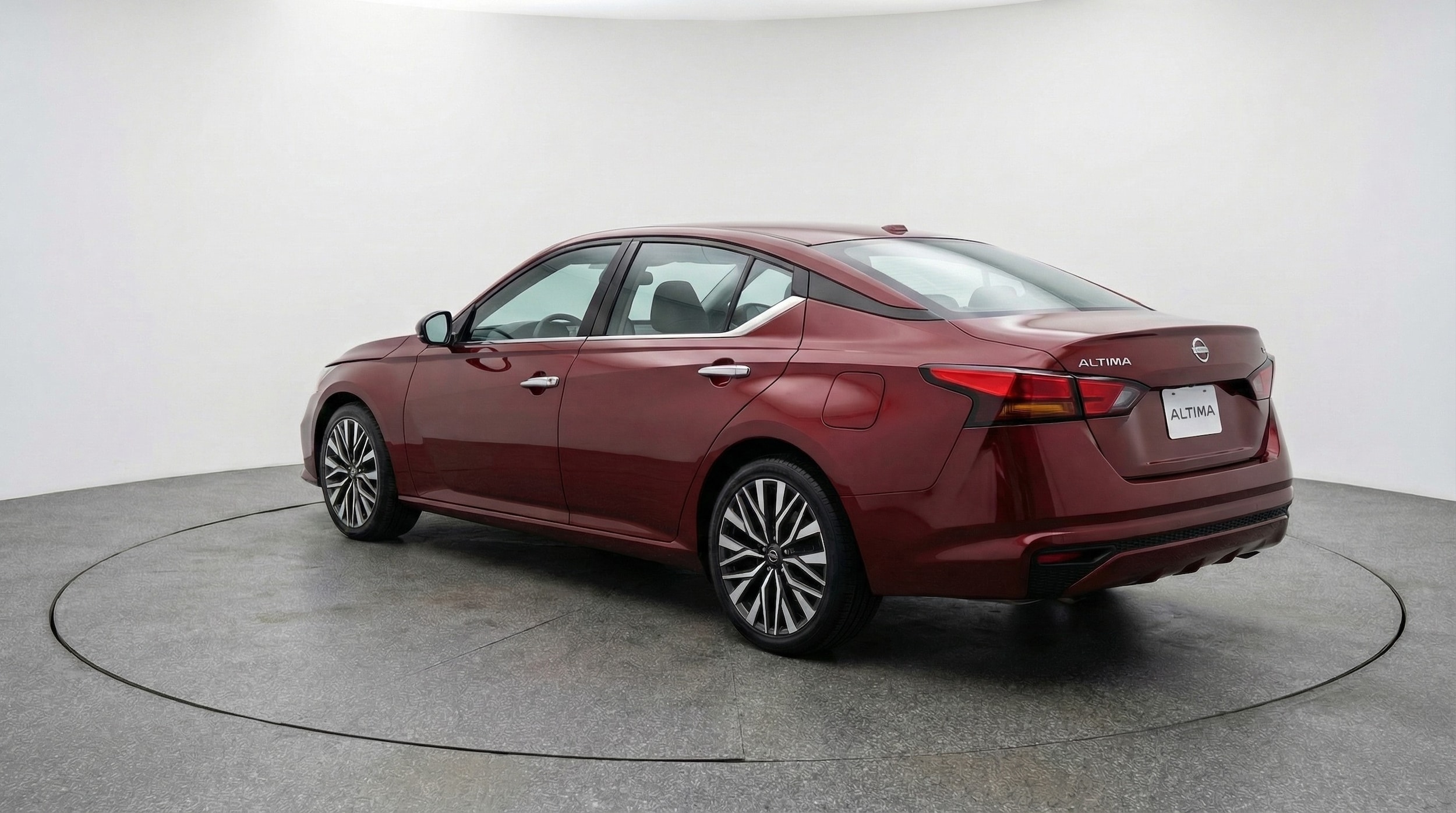 Thumbnail: 2025 Nissan Altima - 5