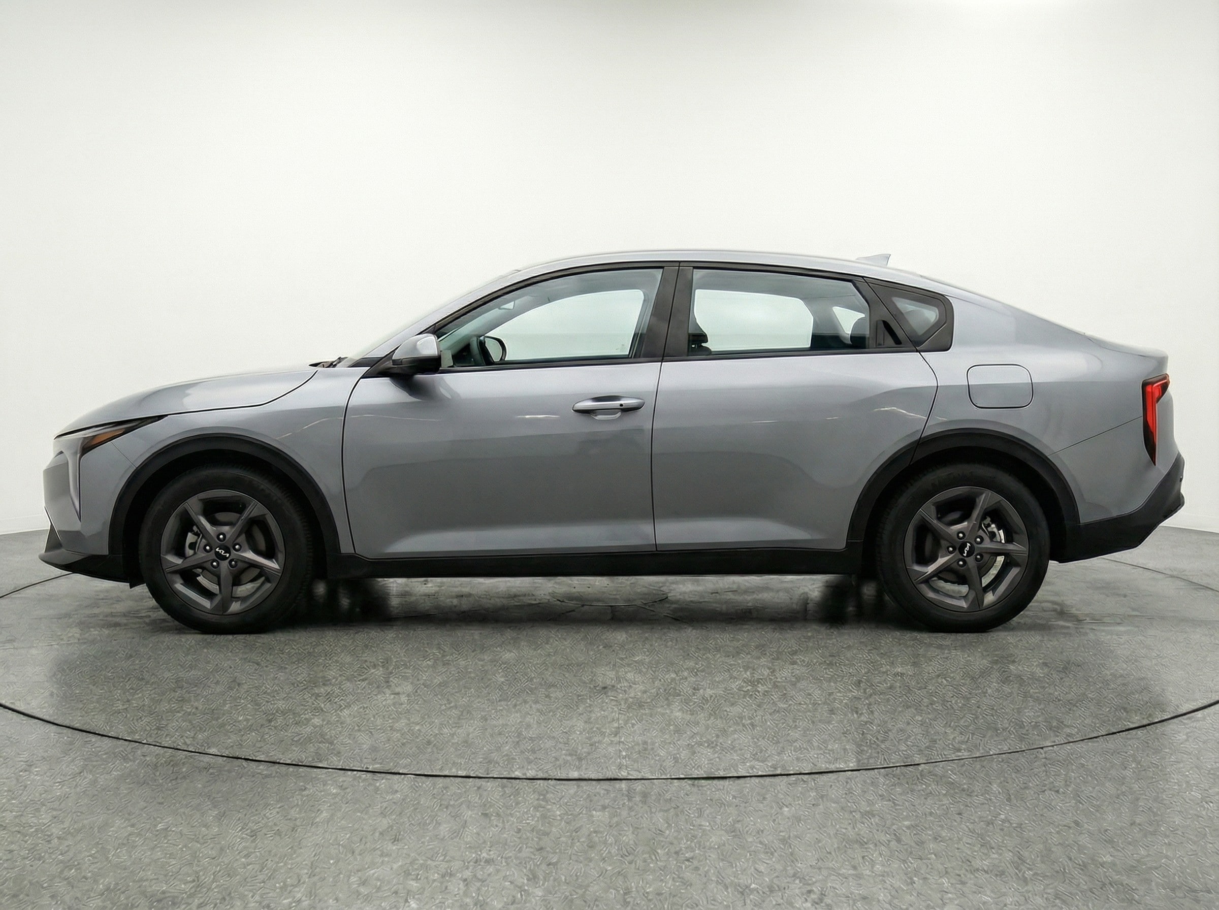Thumbnail: 2025 Kia K4 - 4