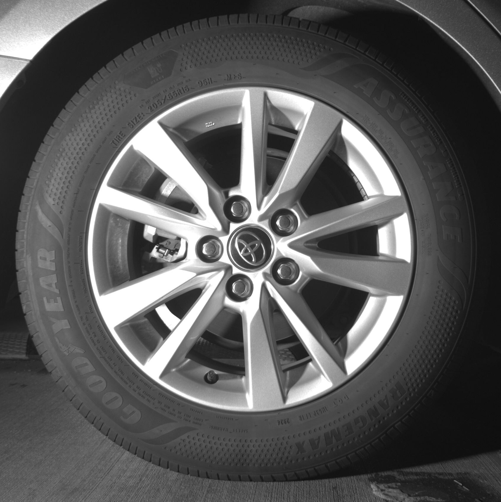 Thumbnail: 2025 Toyota Camry - 12