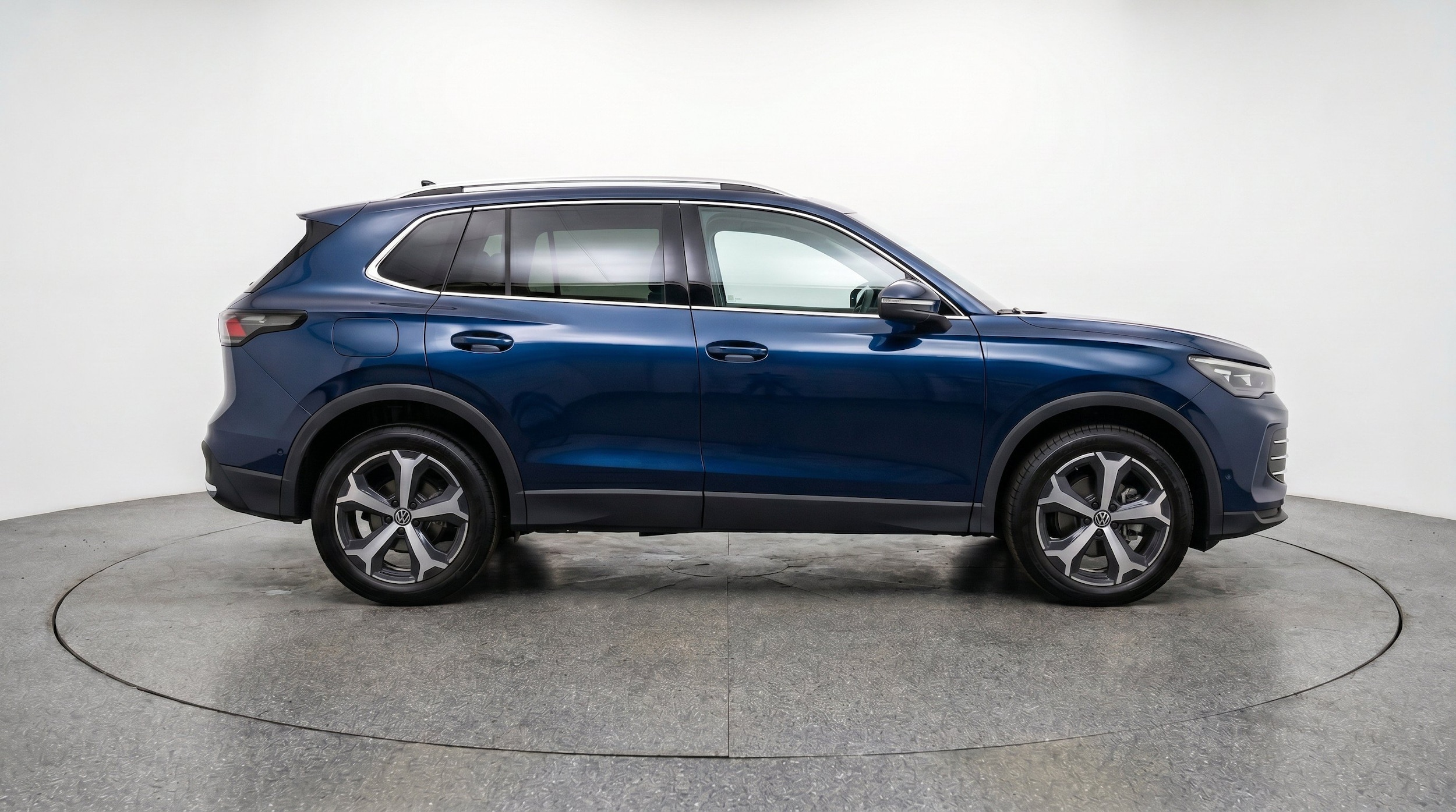 Thumbnail: 2026 Volkswagen Tiguan - 11