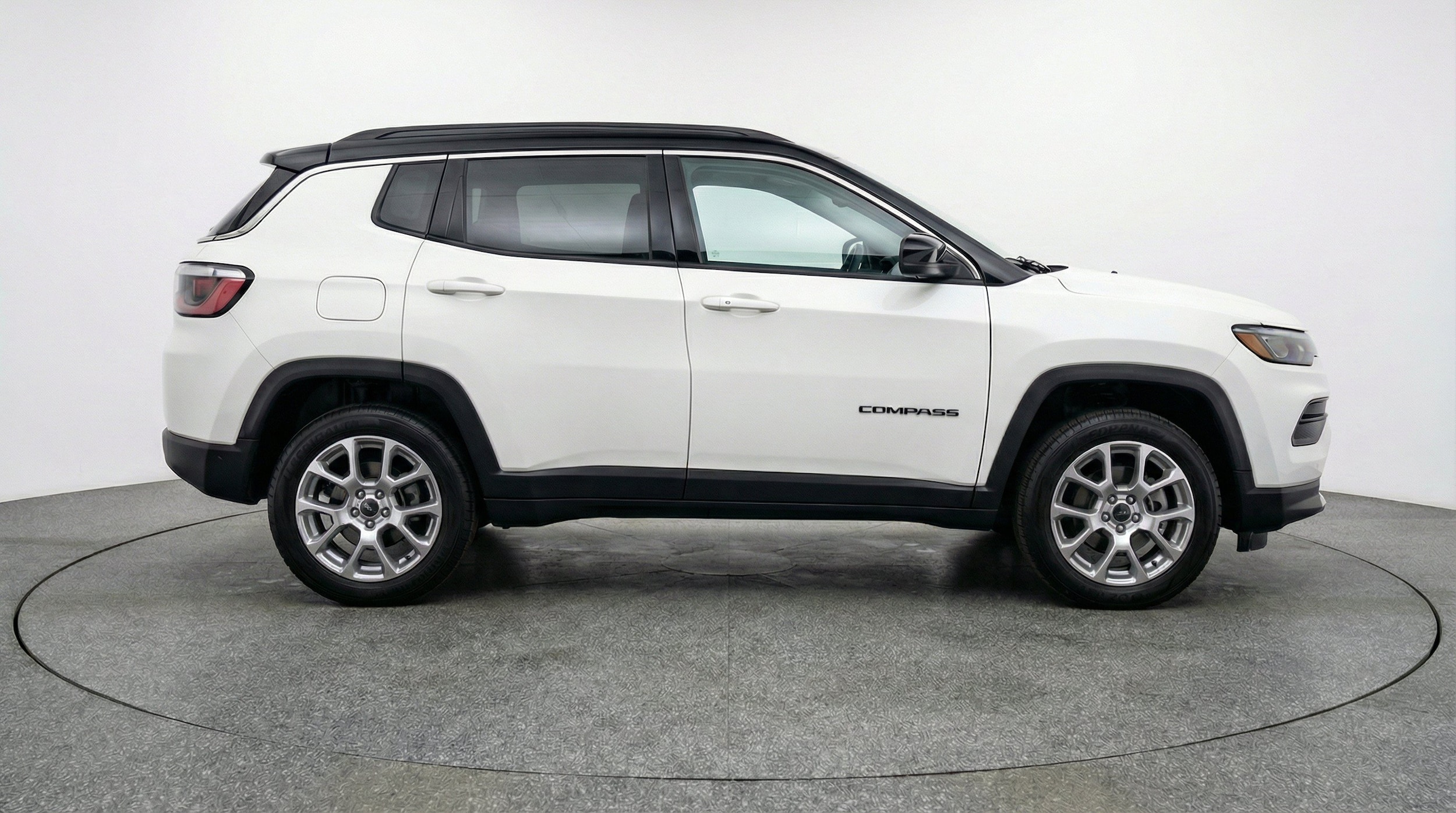 Thumbnail: 2025 Jeep Compass - 11