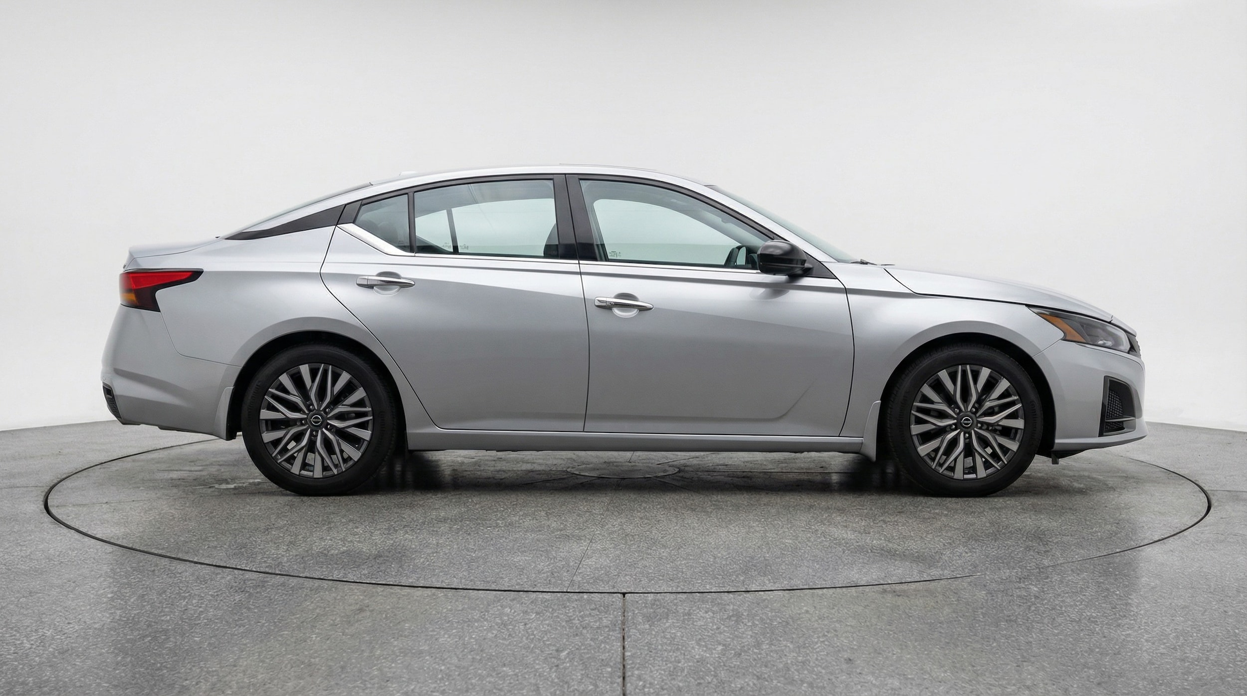 Thumbnail: 2025 Nissan Altima - 8