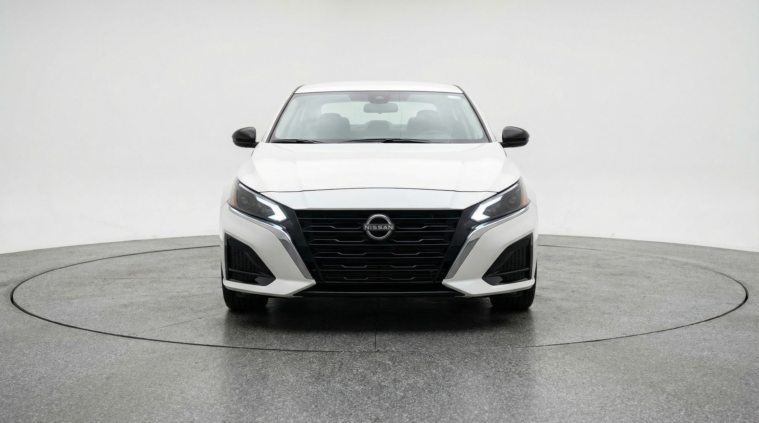 Thumbnail: 2025 Nissan Altima - 2