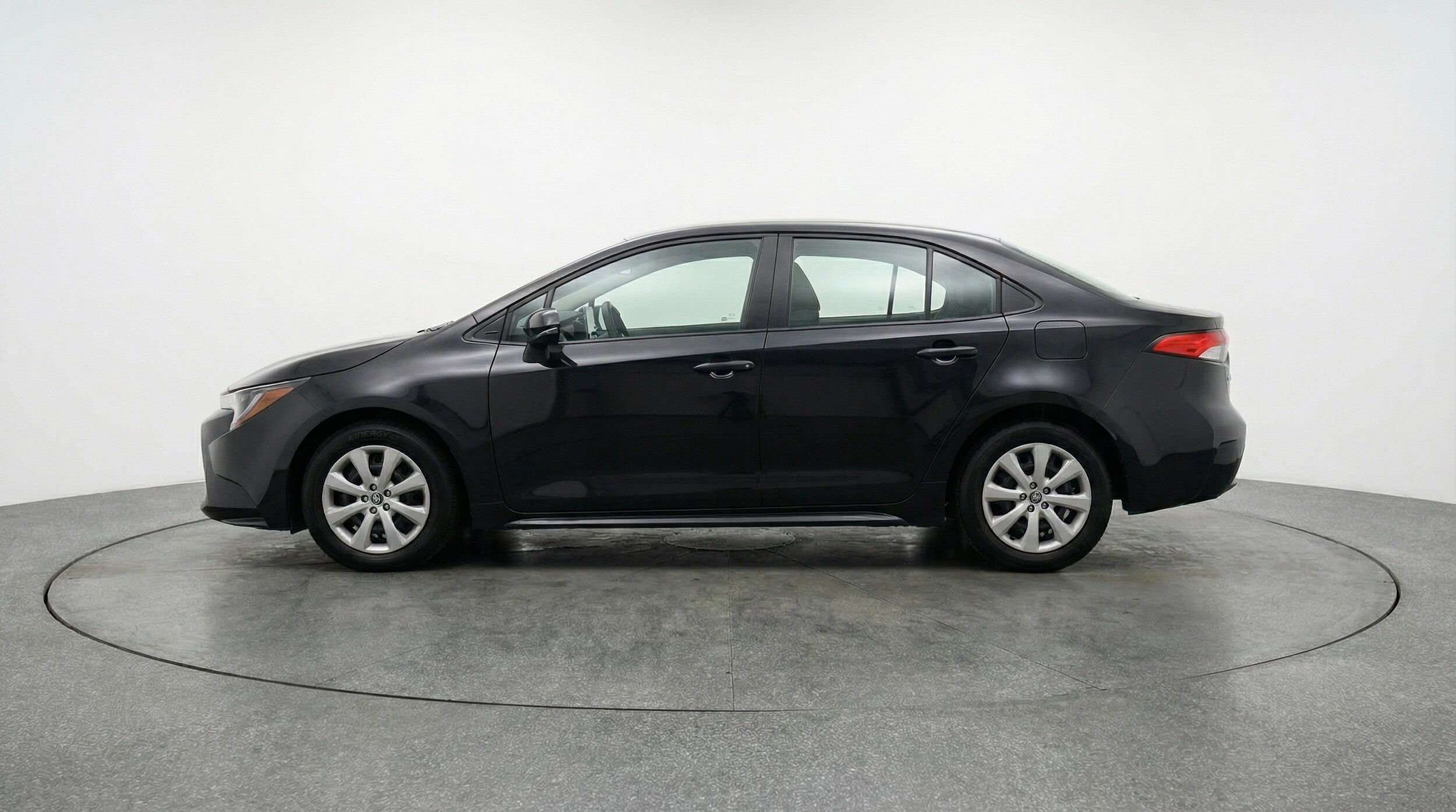 Thumbnail: 2025 Toyota Corolla - 4