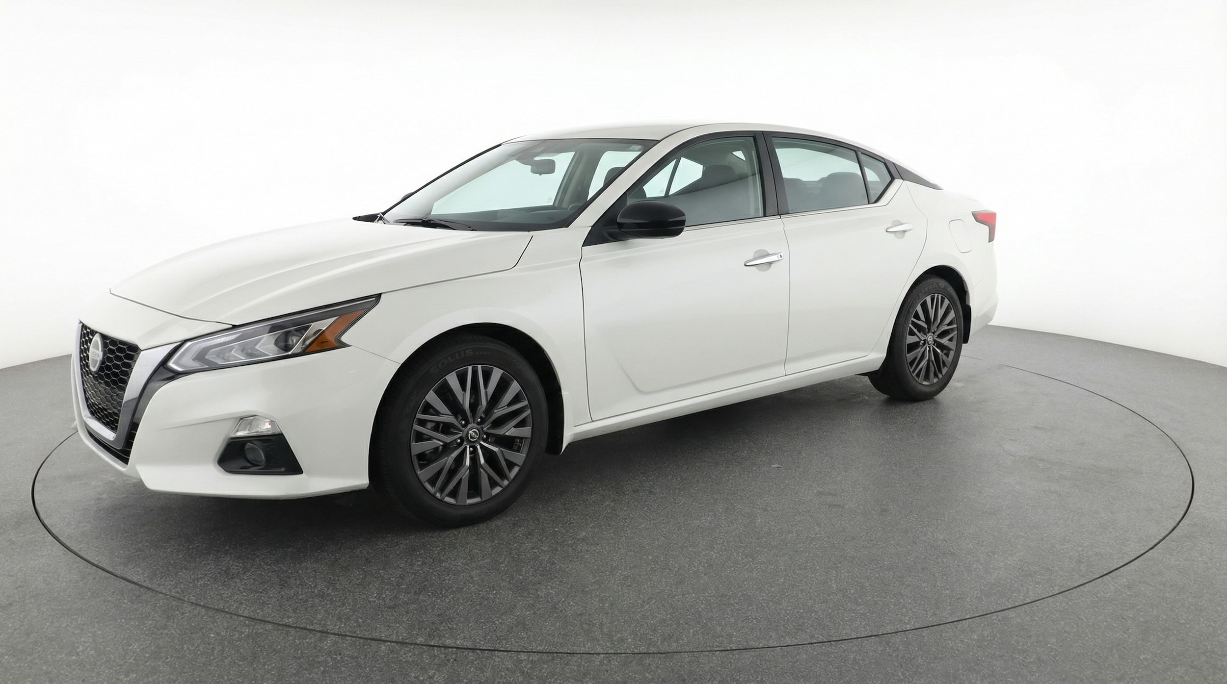 Thumbnail: 2025 Nissan Altima - 3