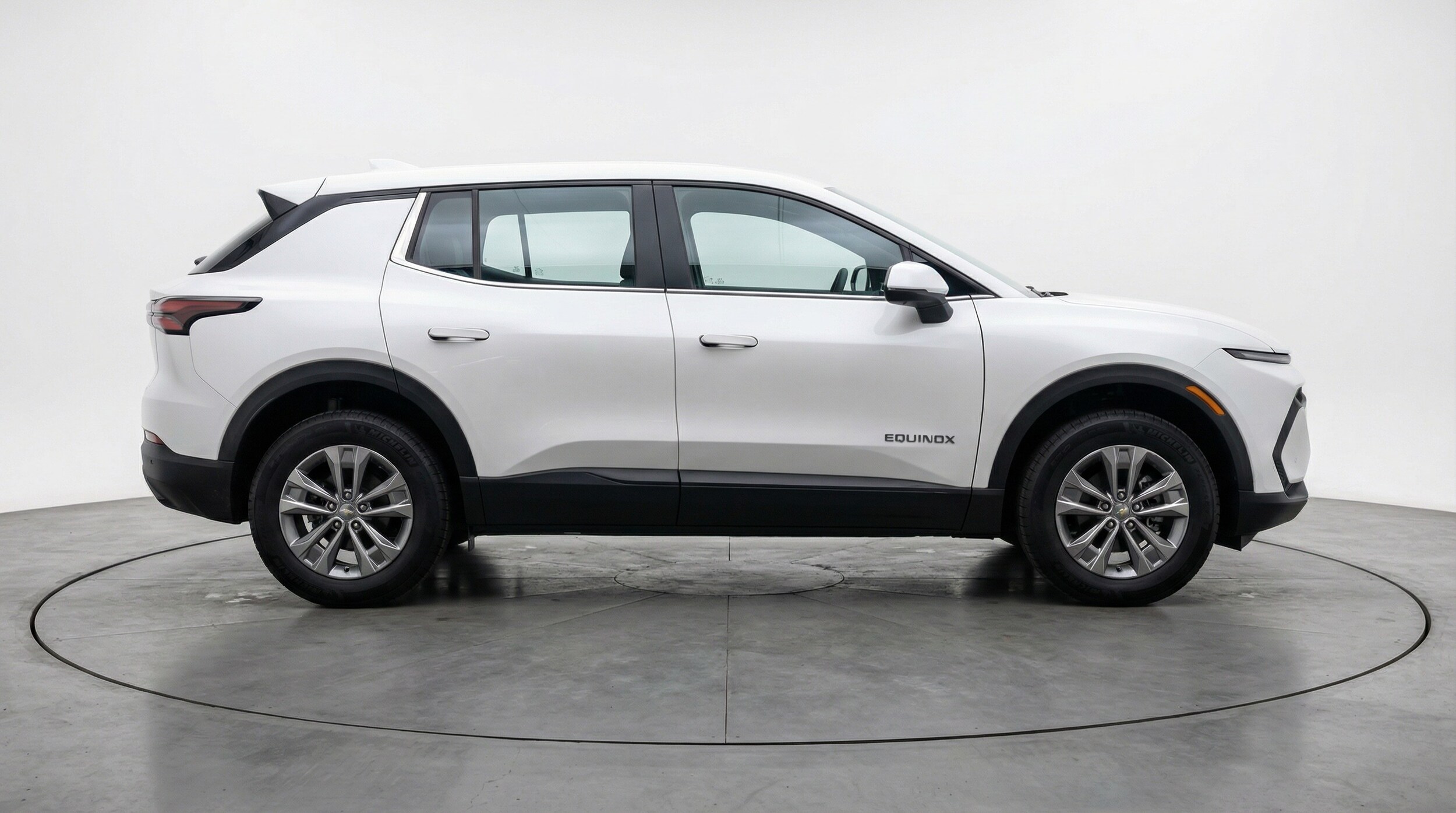 Thumbnail: 2025 Chevrolet Equinox - 8