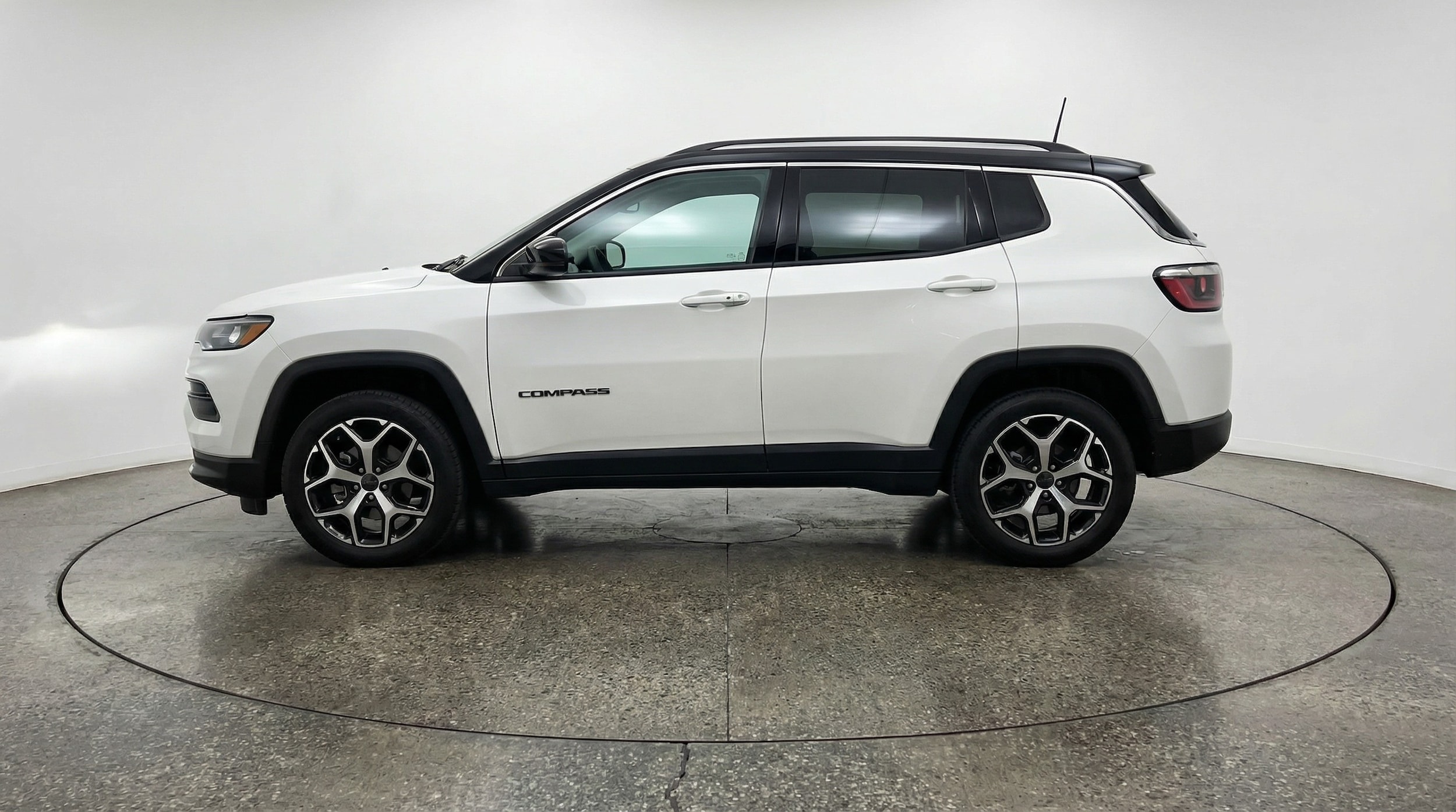 Thumbnail: 2025 Jeep Compass - 4