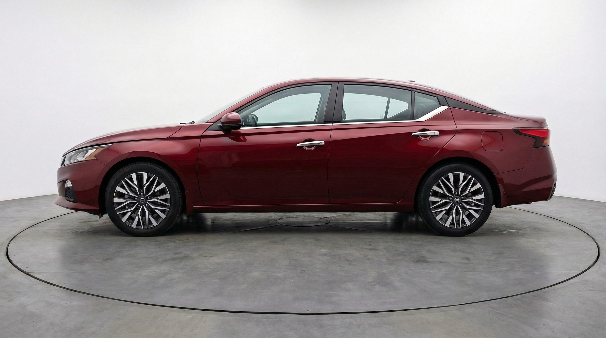Thumbnail: 2025 Nissan Altima - 4