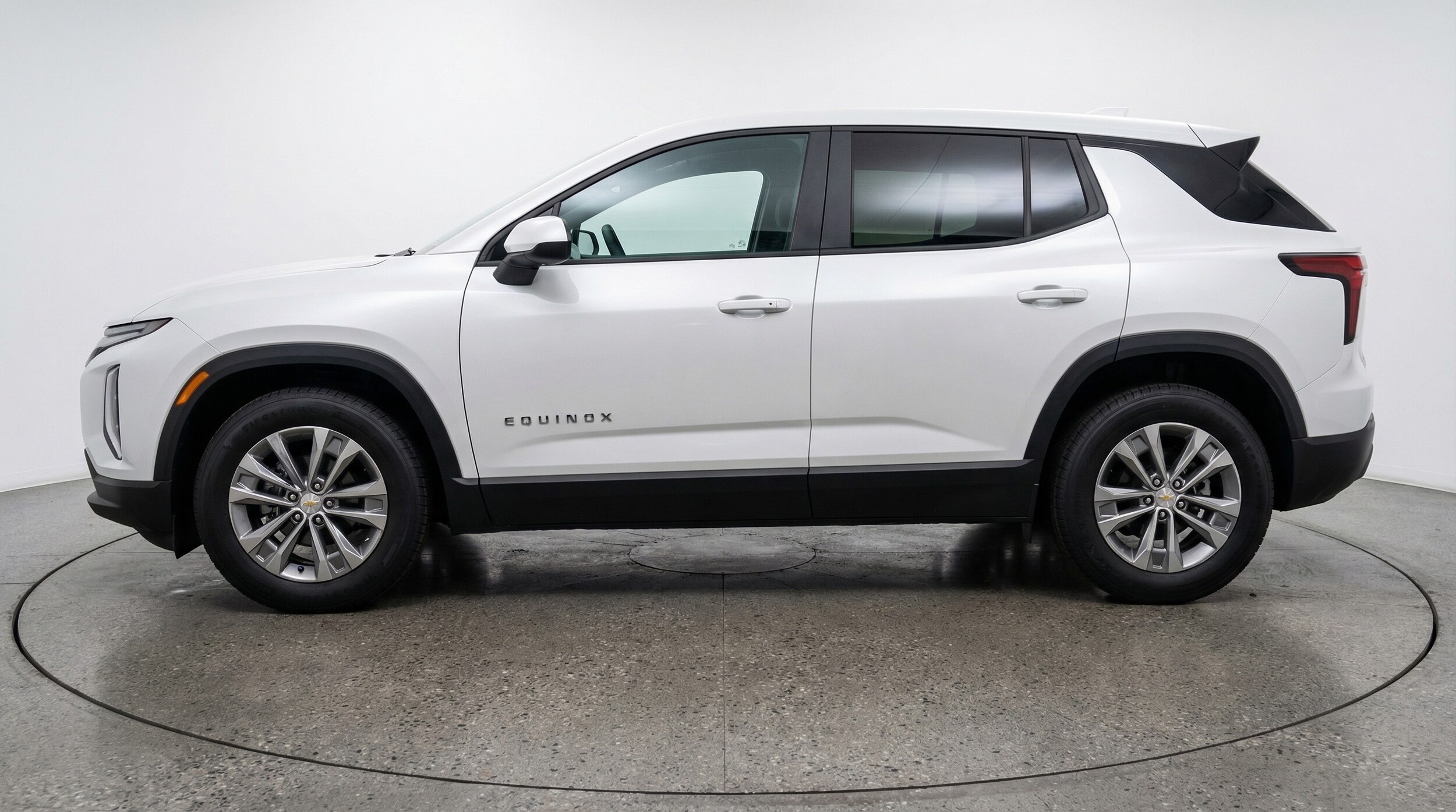 Thumbnail: 2025 Chevrolet Equinox - 4