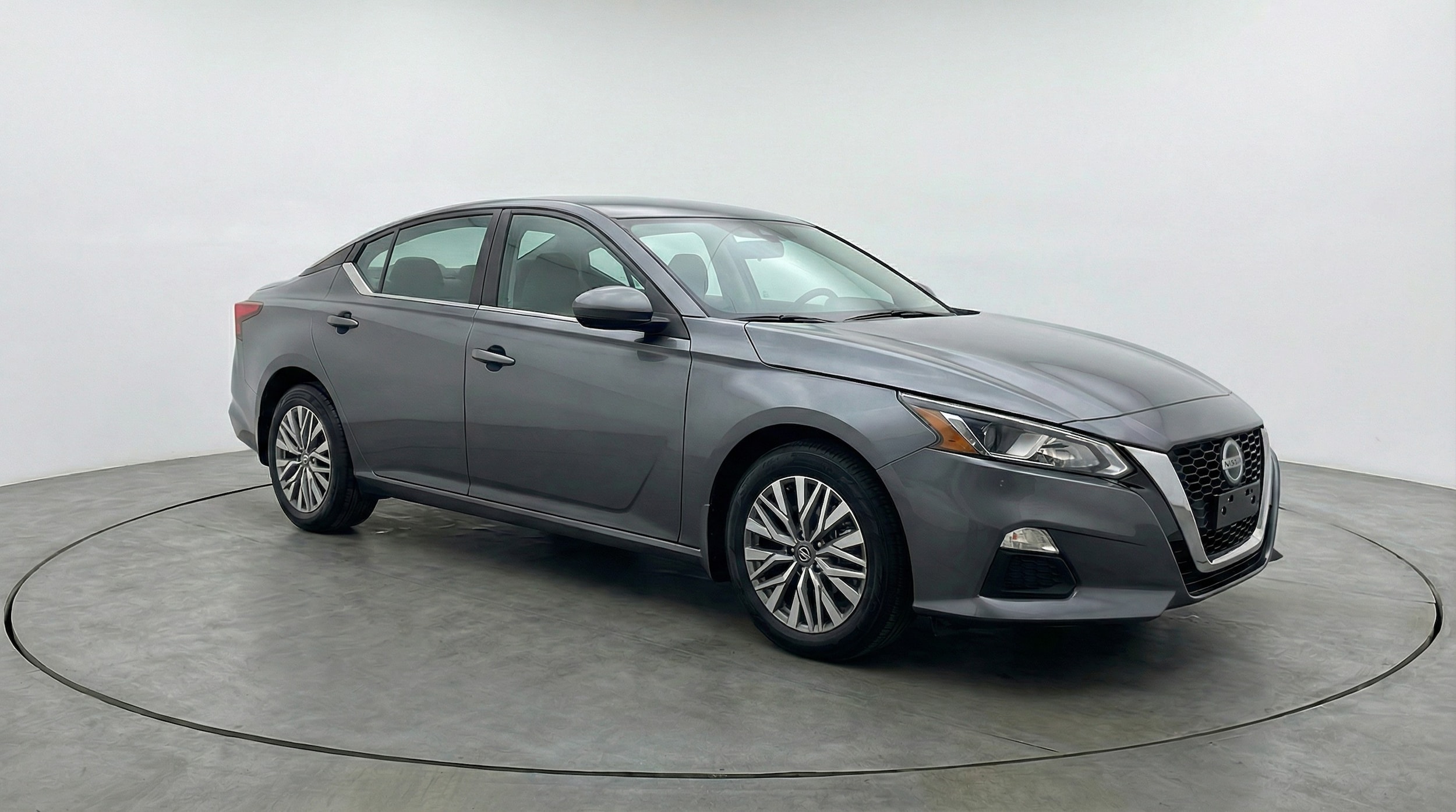 Thumbnail: 2025 Nissan Altima - 1