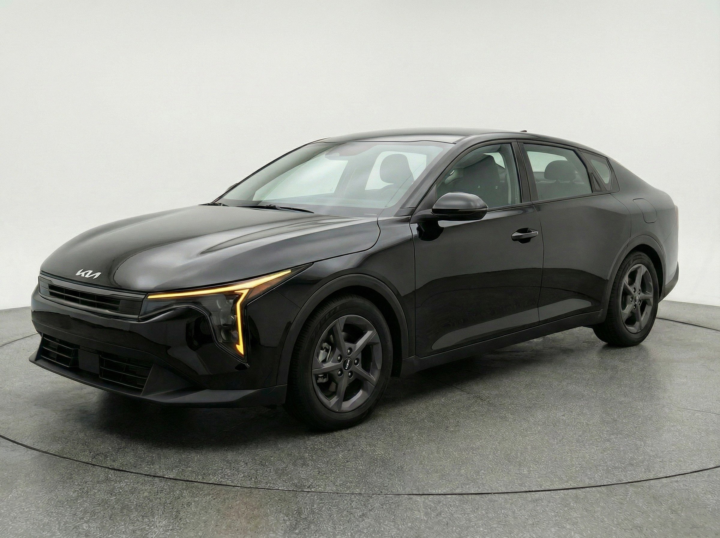 Thumbnail: 2025 Kia K4 - 3