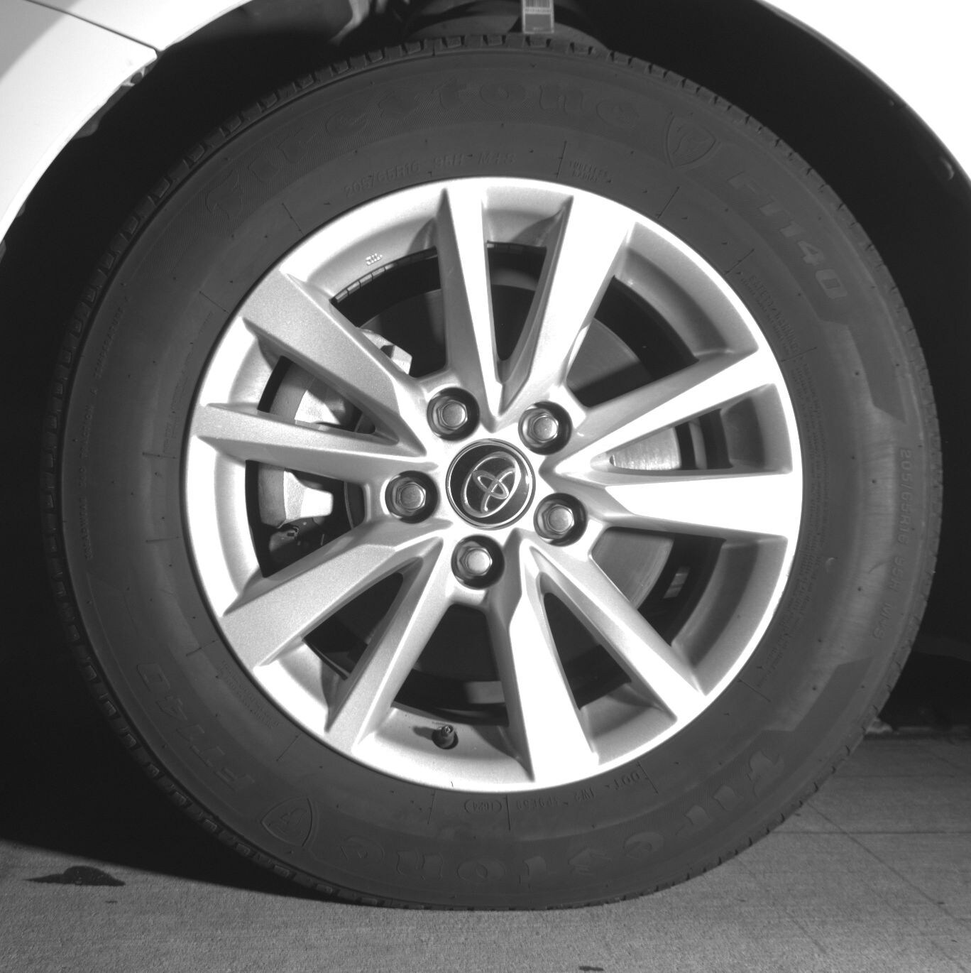 Thumbnail: 2025 Toyota Camry - 9