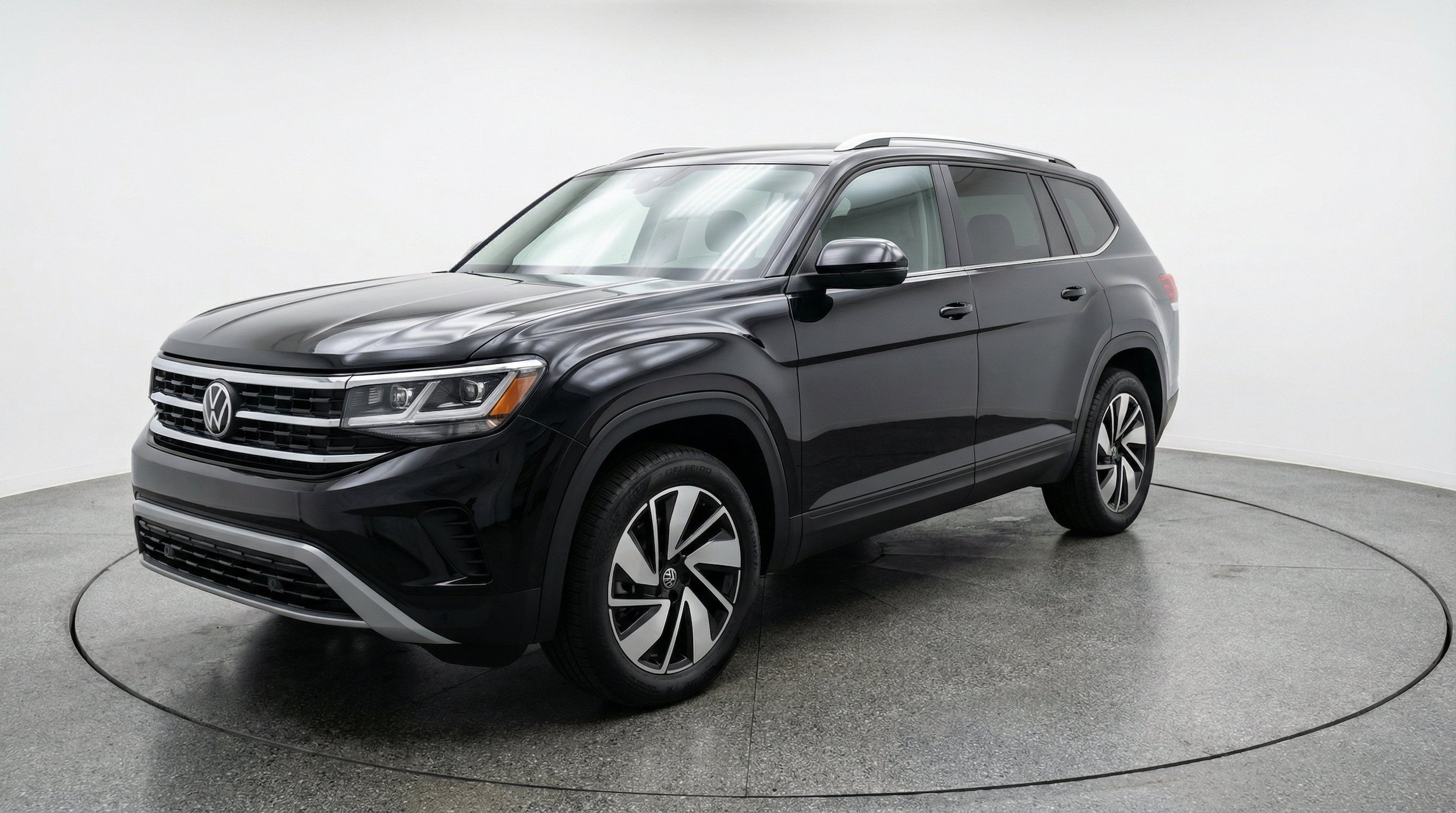 Thumbnail: 2026 Volkswagen Atlas - 3