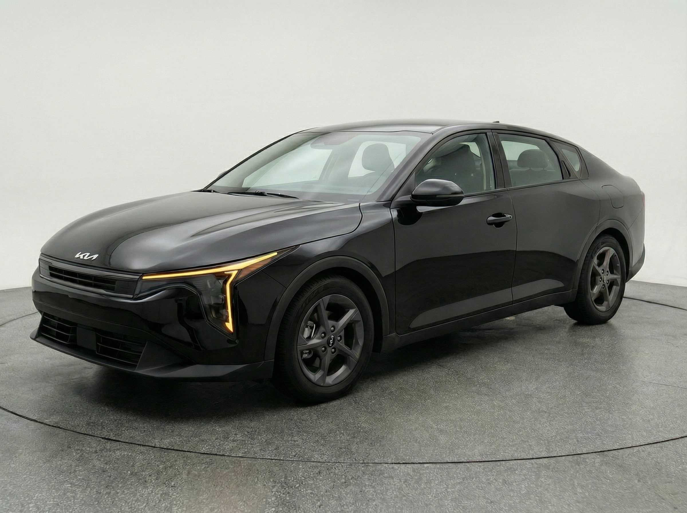 Thumbnail: 2025 Kia K4 - 3