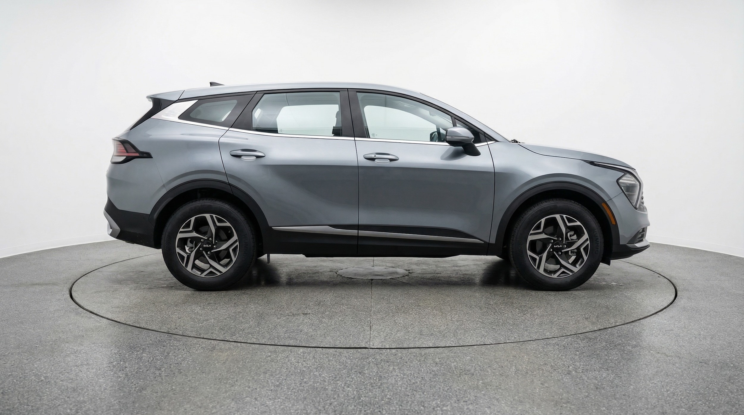 Thumbnail: 2025 Kia Sportage - 8