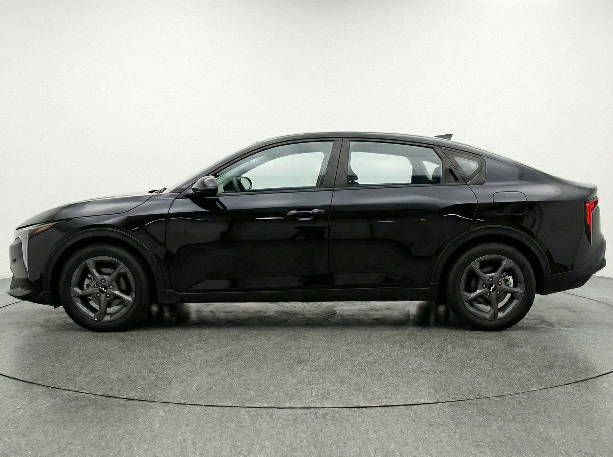 Thumbnail: 2025 Kia K4 - 5