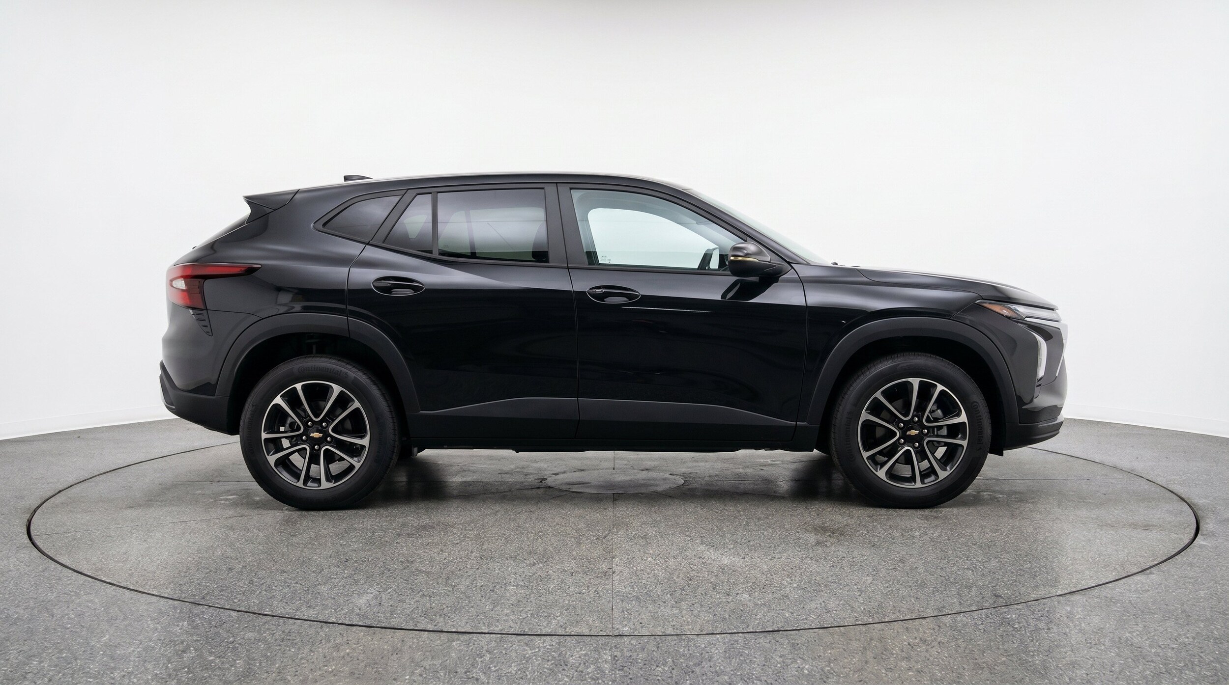 Thumbnail: 2025 Chevrolet TrailBlazer - 11