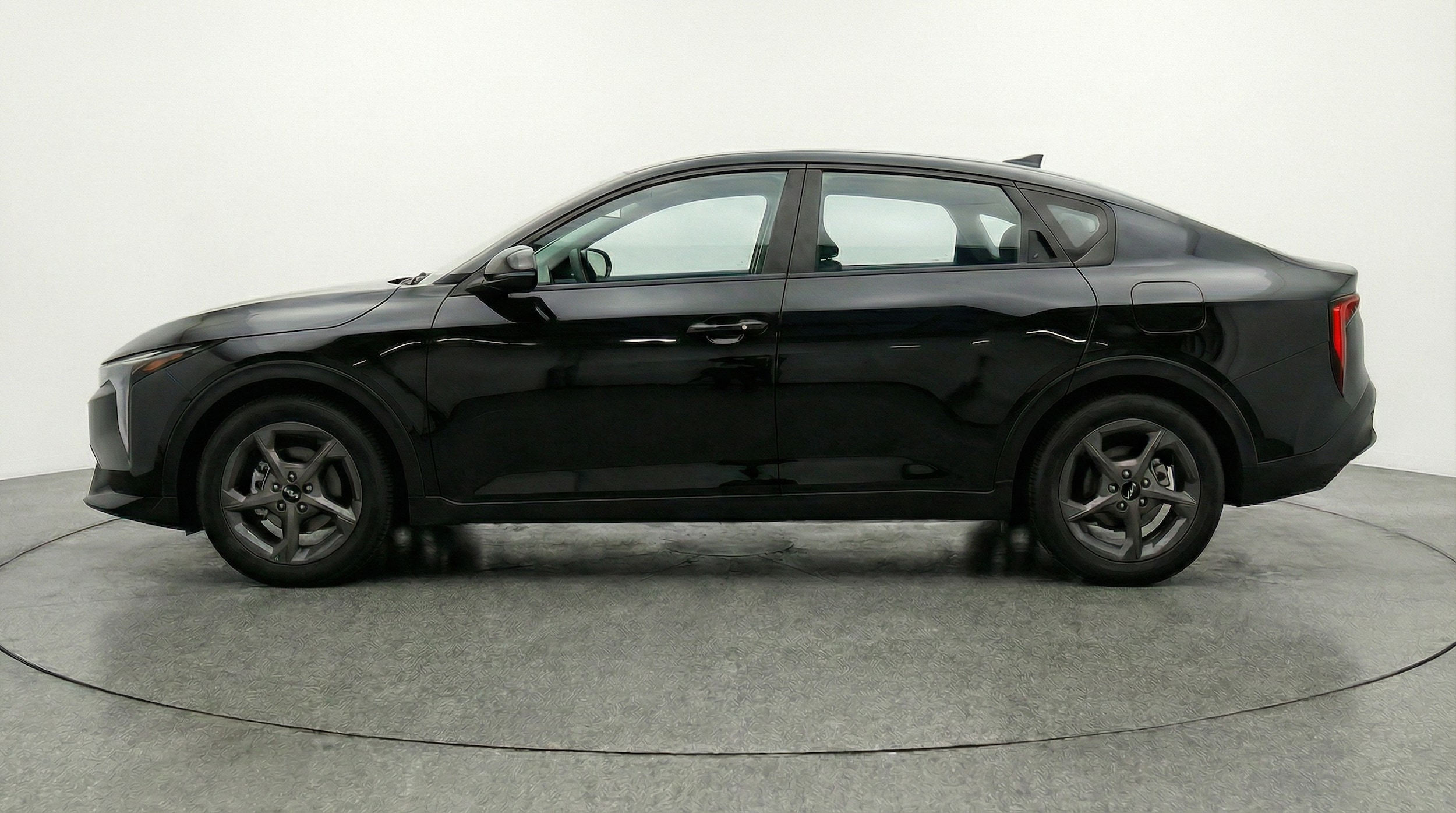 Thumbnail: 2025 Kia K4 - 4