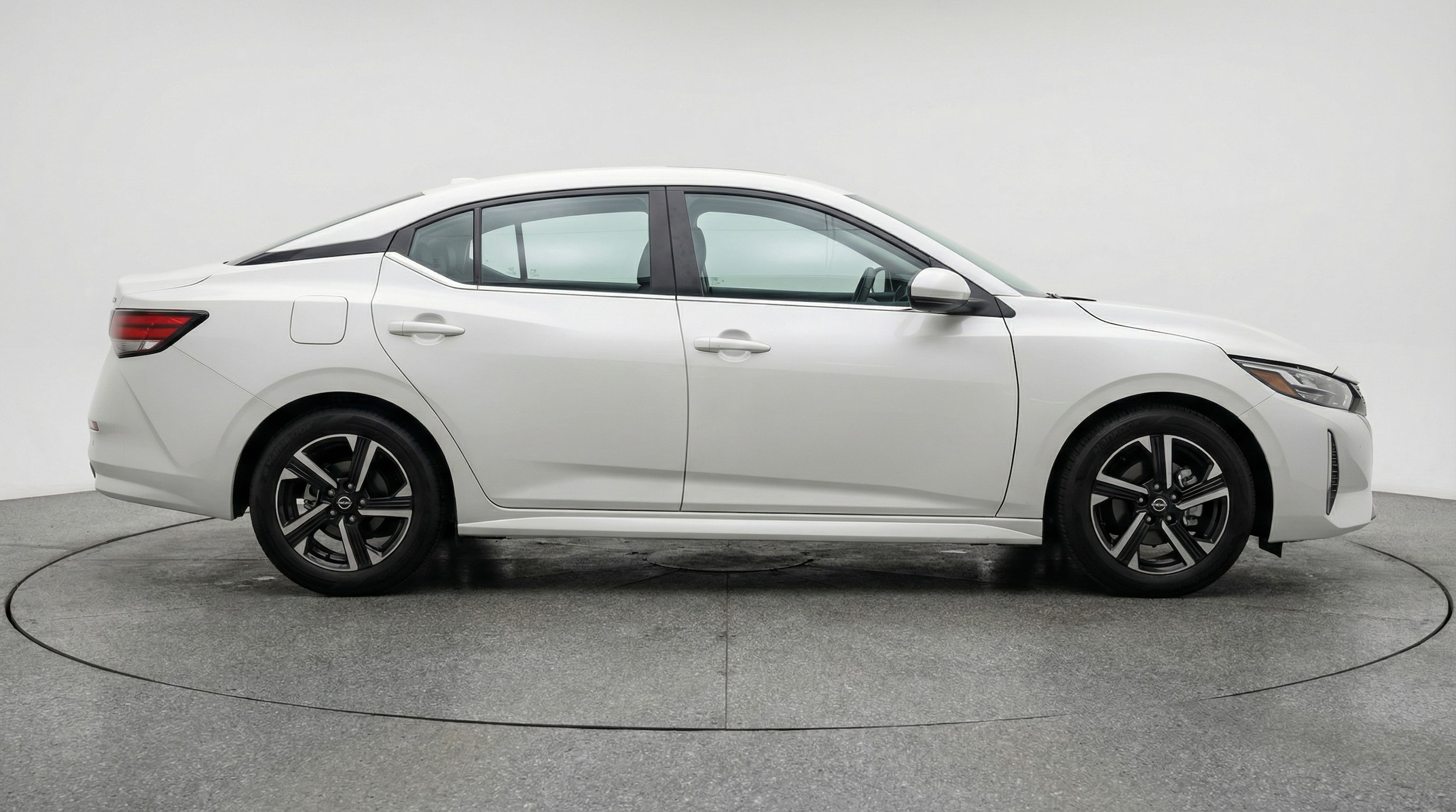 Thumbnail: 2025 Nissan Sentra - 8