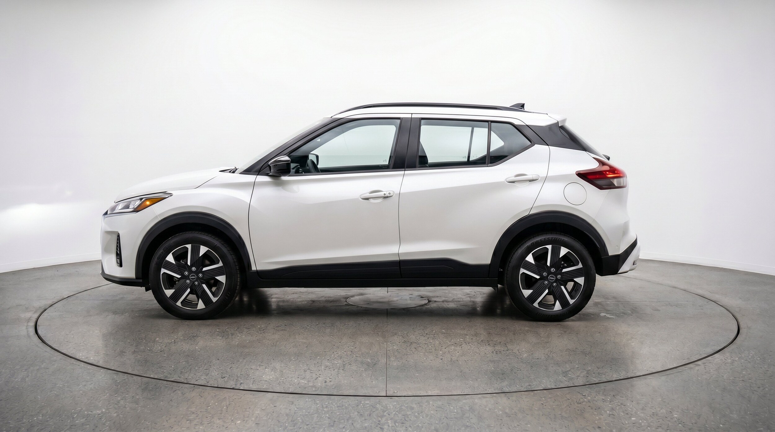 Thumbnail: 2026 Nissan Kicks - 5