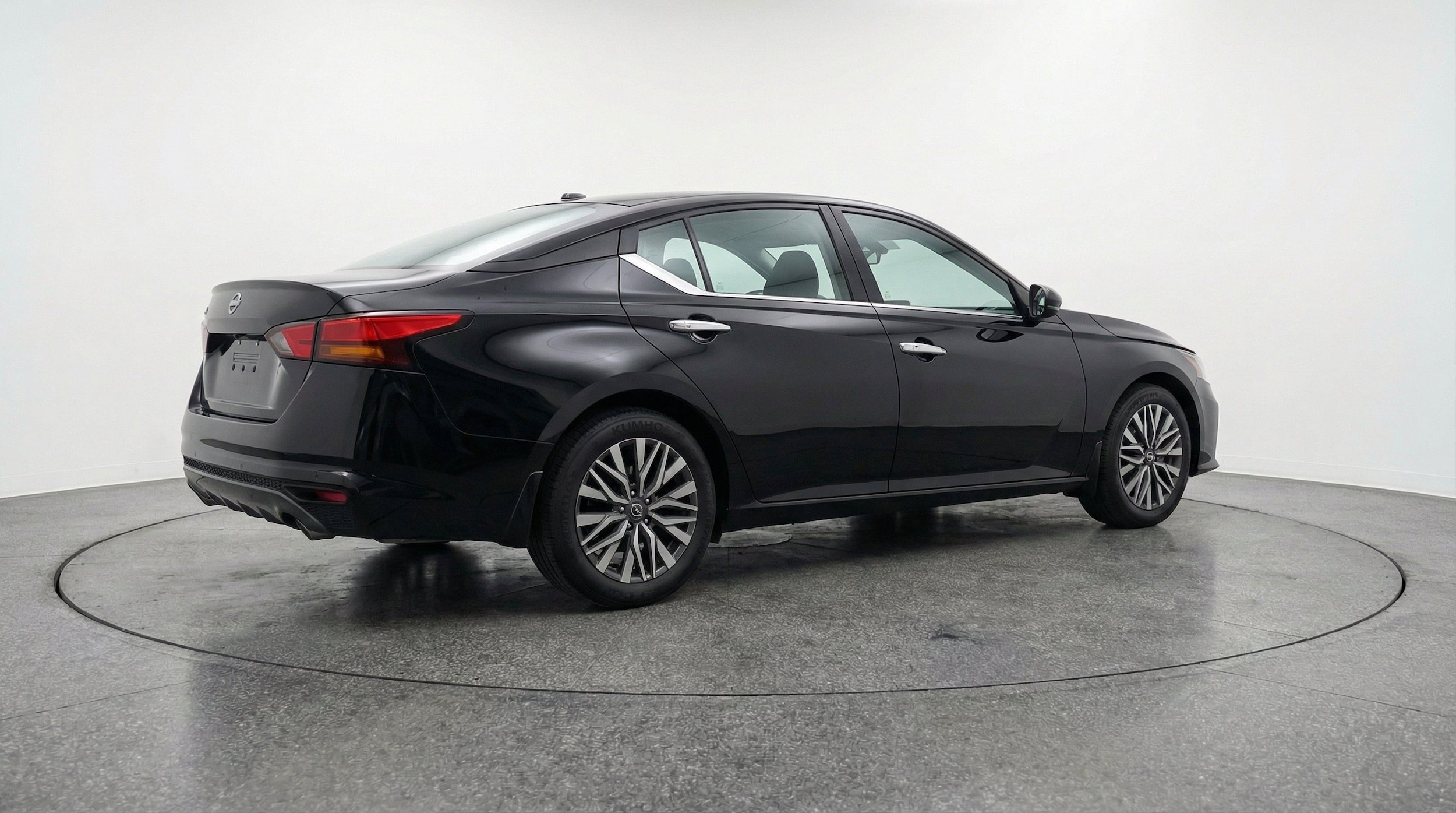 Thumbnail: 2026 Nissan Altima - 9