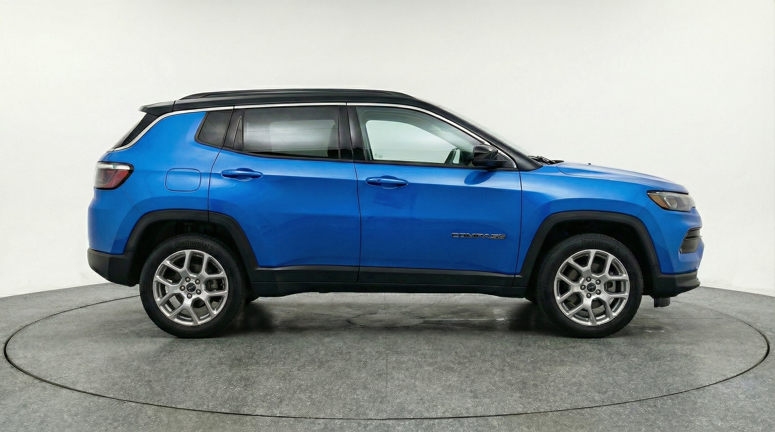 Thumbnail: 2025 Jeep Compass - 8