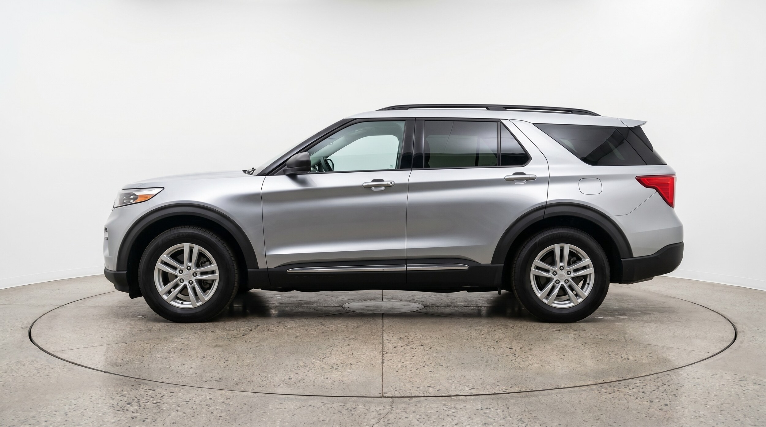 Thumbnail: 2024 Ford Explorer - 4