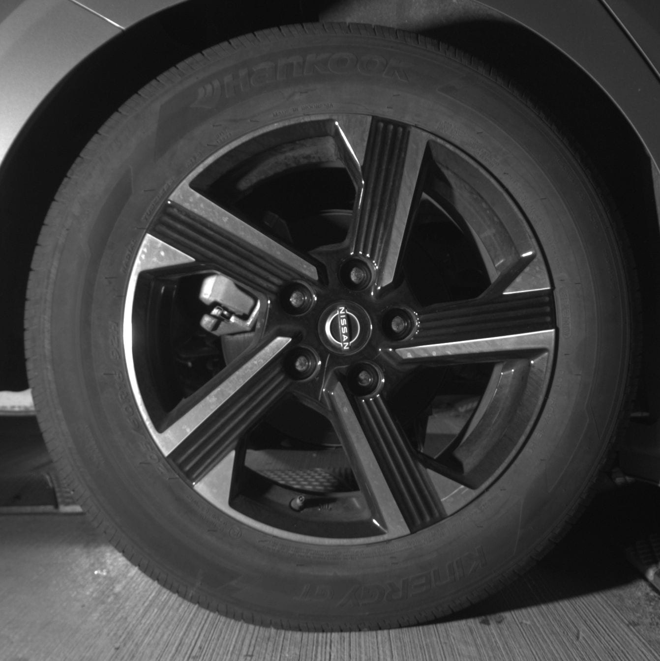 Thumbnail: 2025 Nissan Sentra - 12