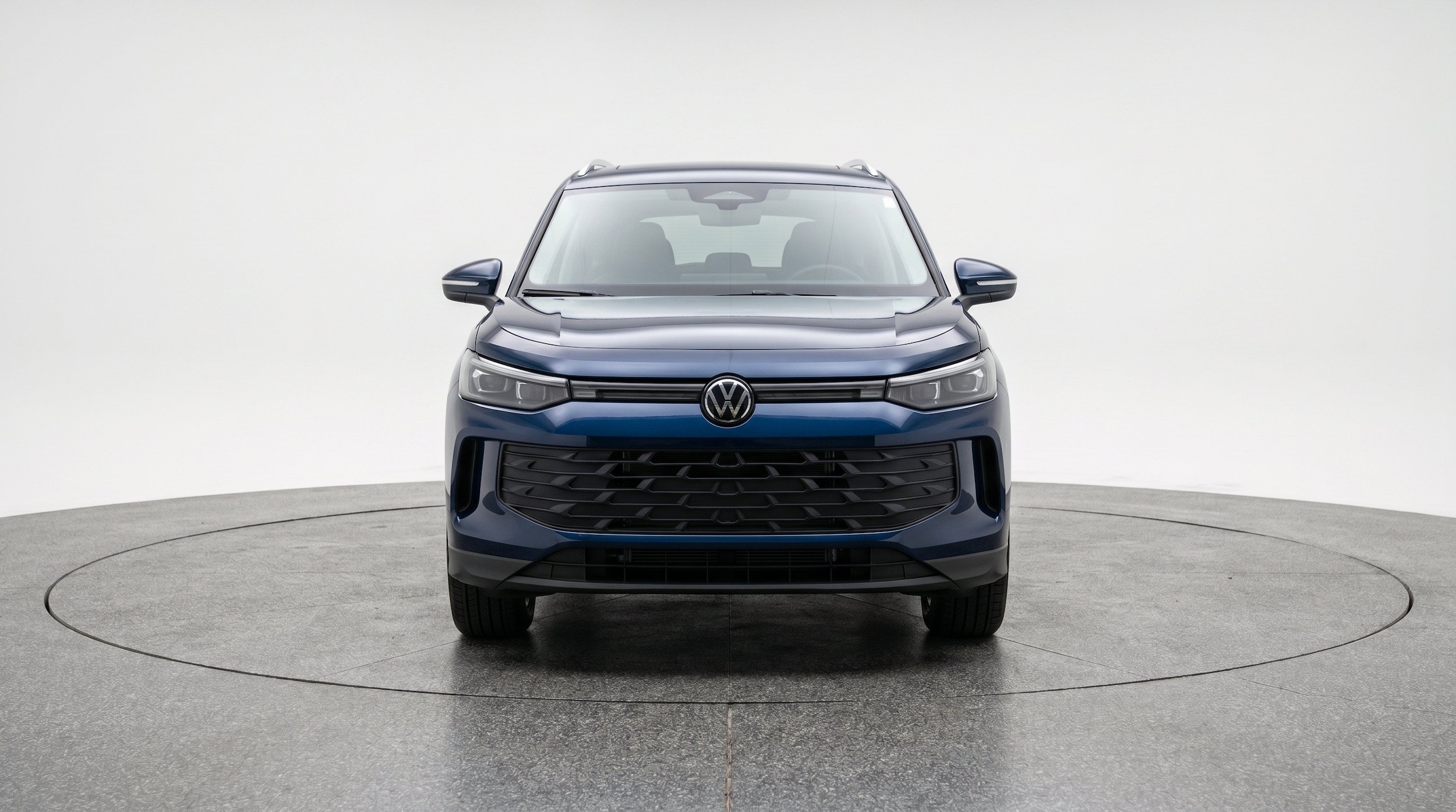 Thumbnail: 2026 Volkswagen Tiguan - 2