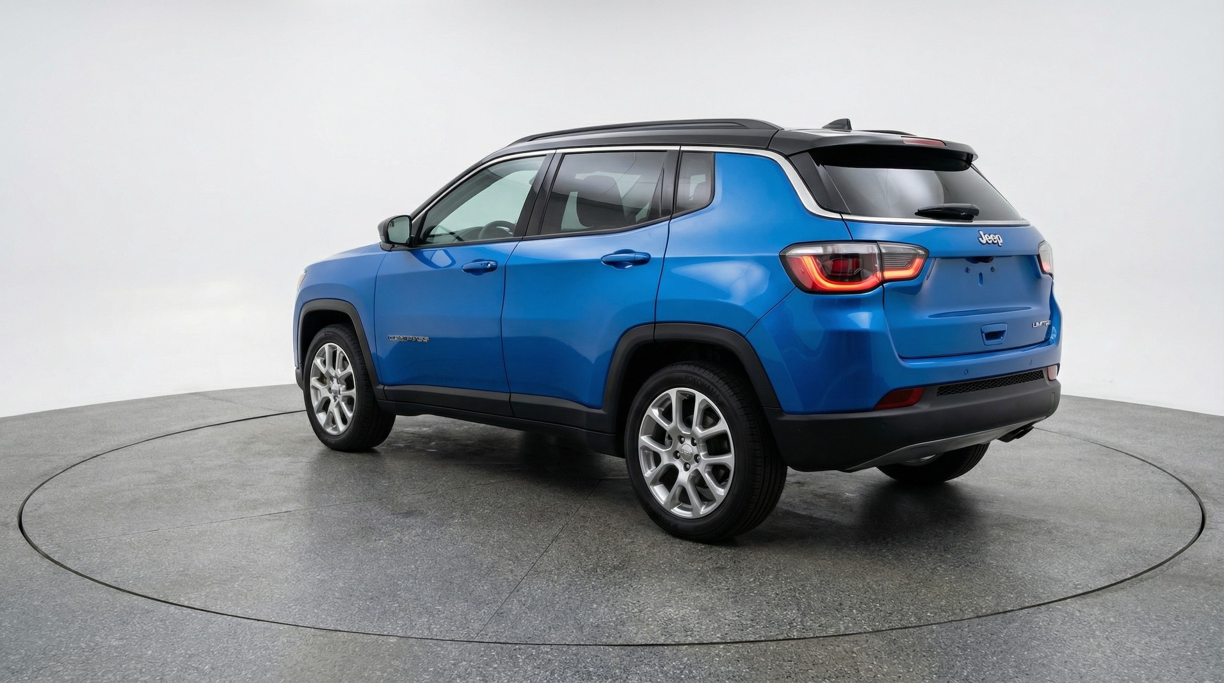 Thumbnail: 2025 Jeep Compass - 5
