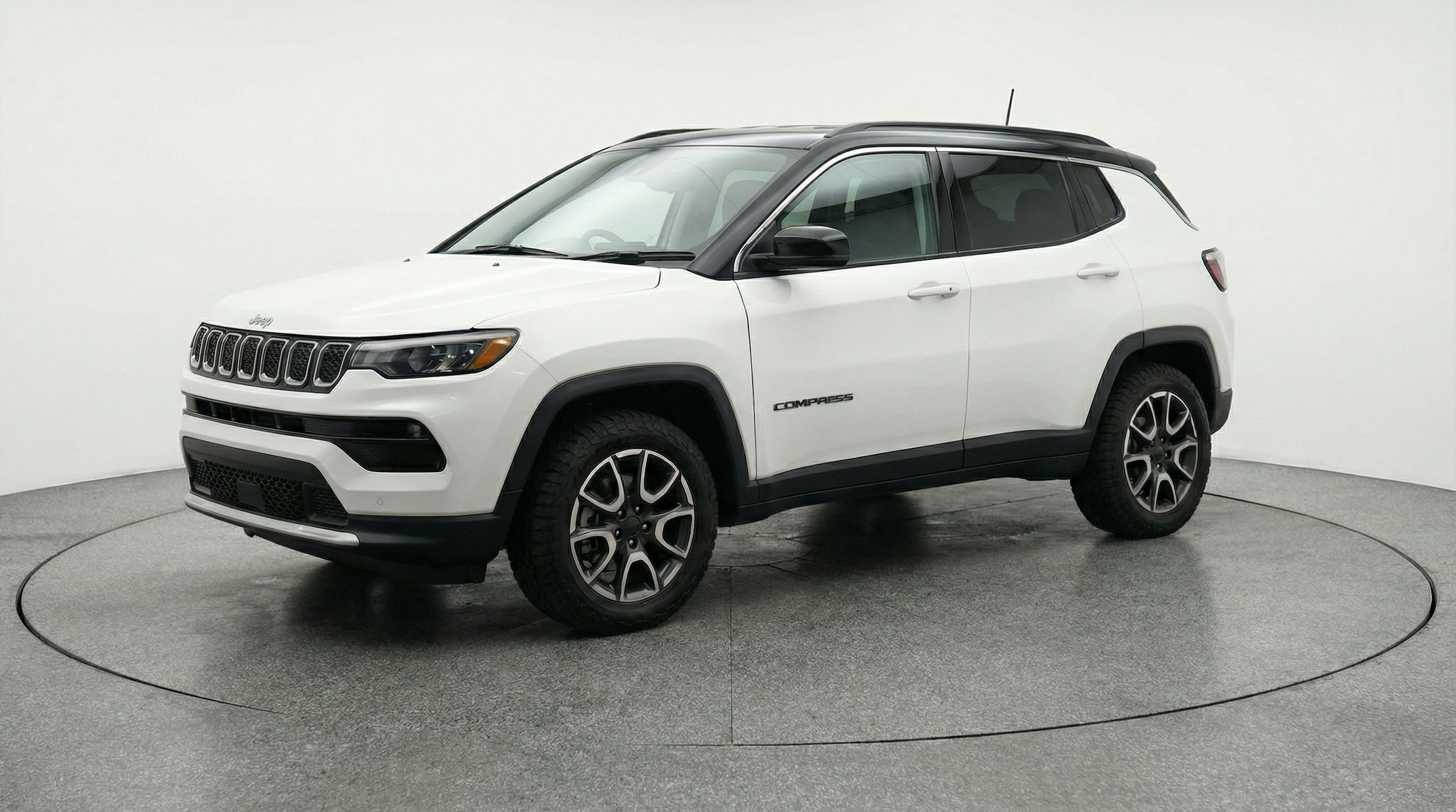 Thumbnail: 2025 Jeep Compass - 3