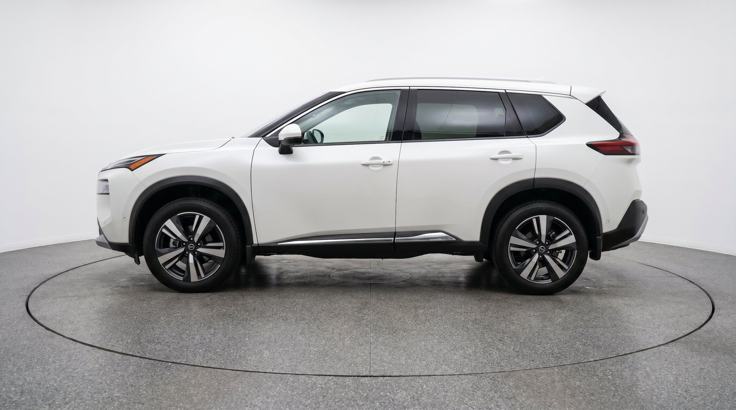Thumbnail: 2026 Nissan Rogue - 5