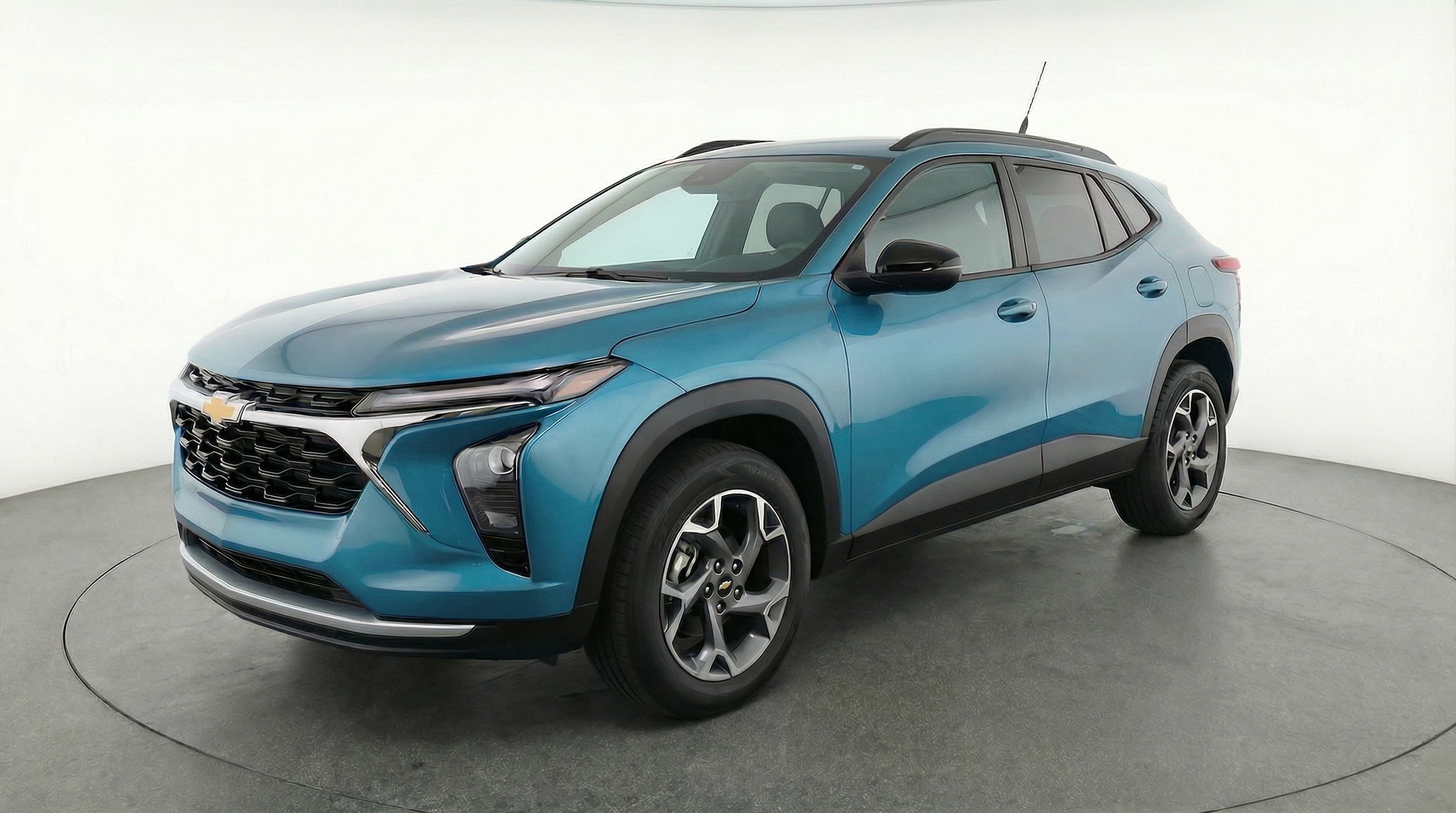 Thumbnail: 2025 Chevrolet Trax - 3