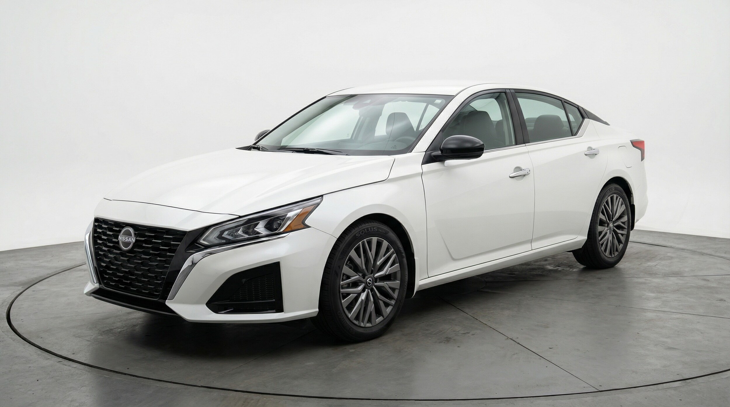 Thumbnail: 2025 Nissan Altima - 3