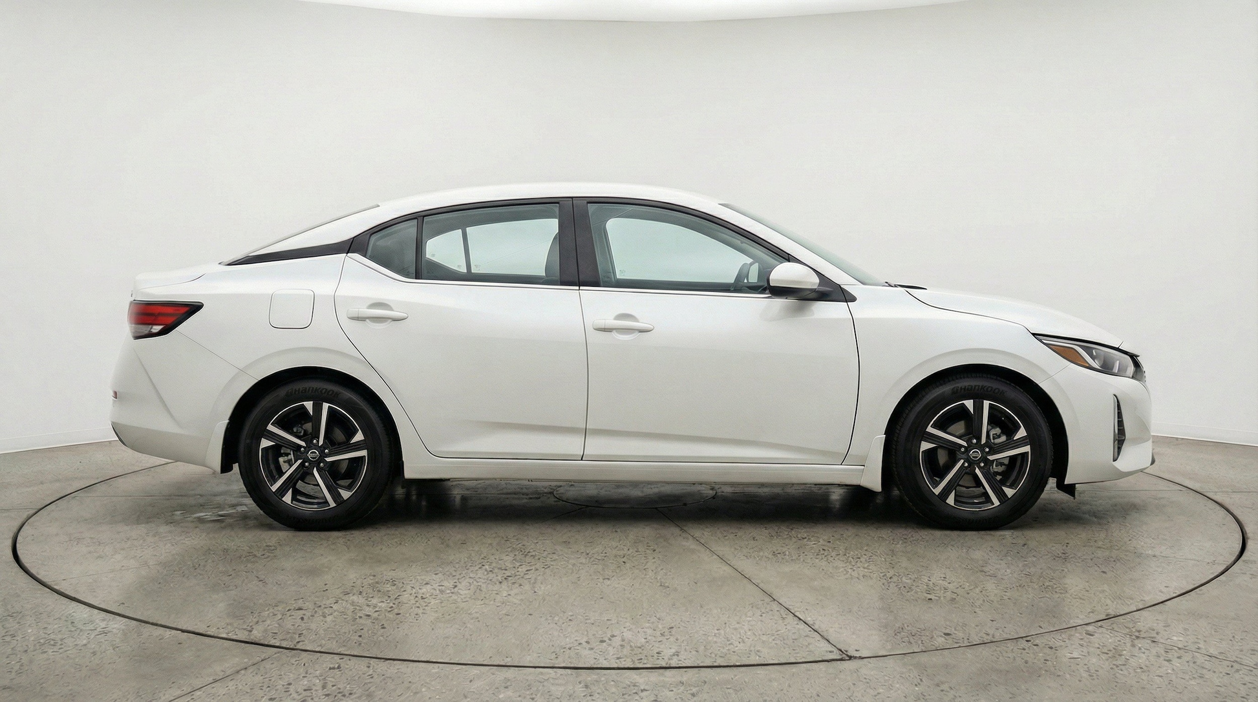 Thumbnail: 2025 Nissan Sentra - 11