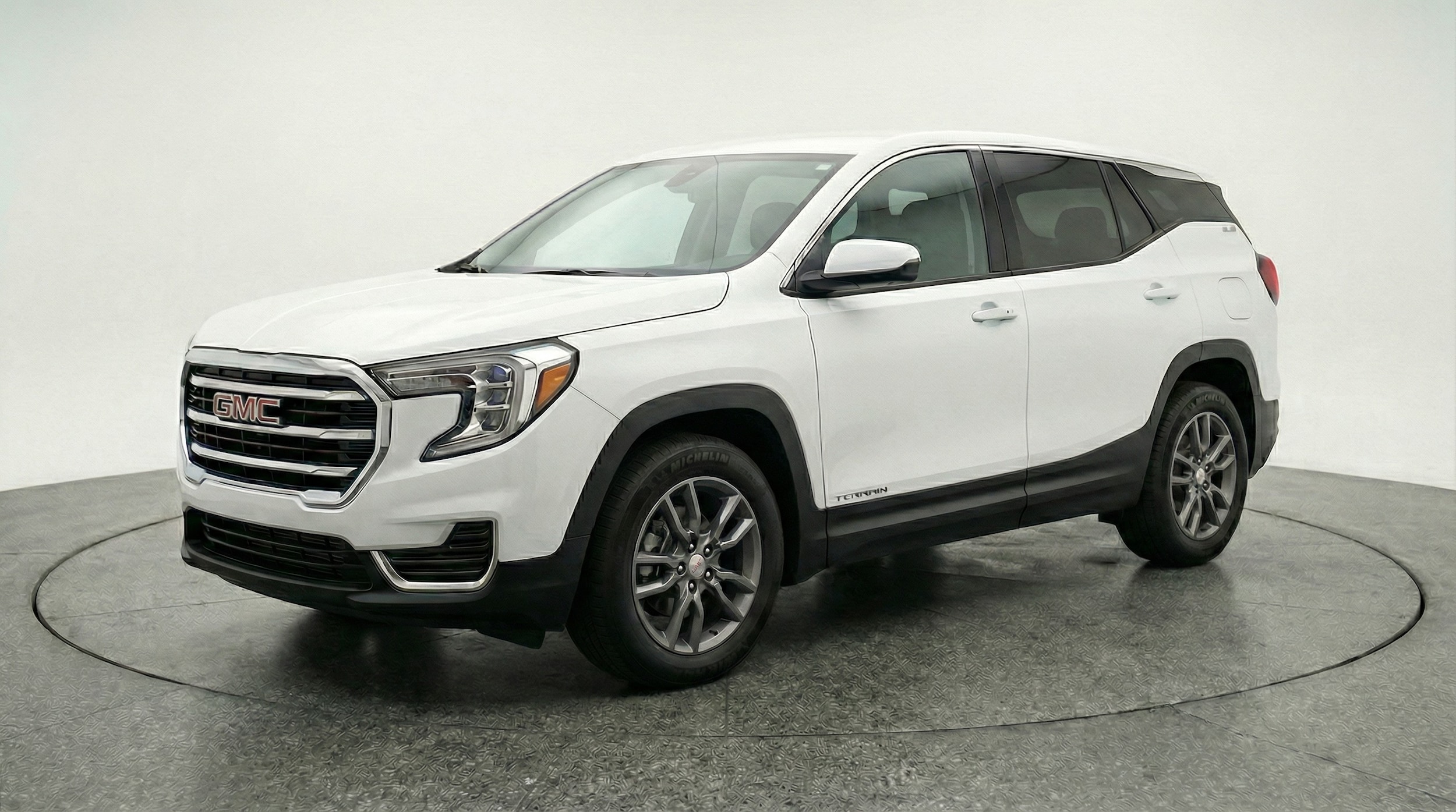 Thumbnail: 2024 GMC Terrain - 3
