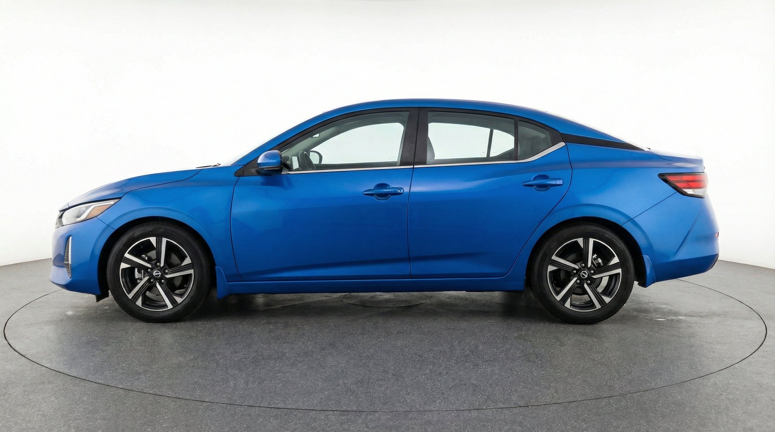Thumbnail: 2025 Nissan Sentra - 5