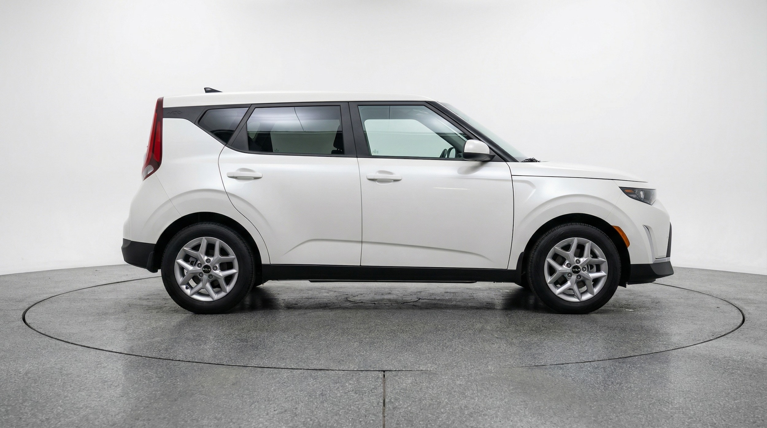 Thumbnail: 2025 Kia Soul - 8