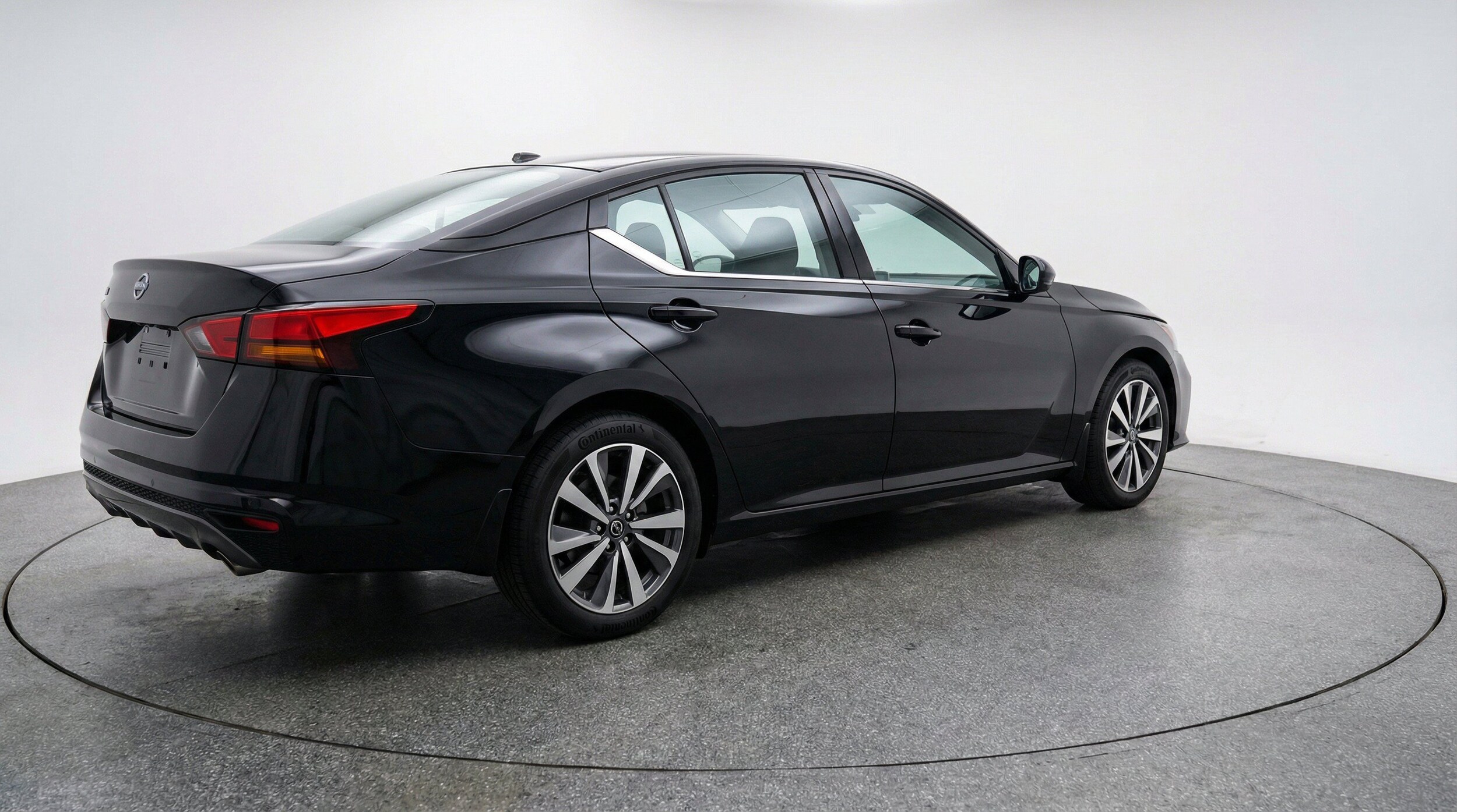 Thumbnail: 2025 Nissan Altima - 9